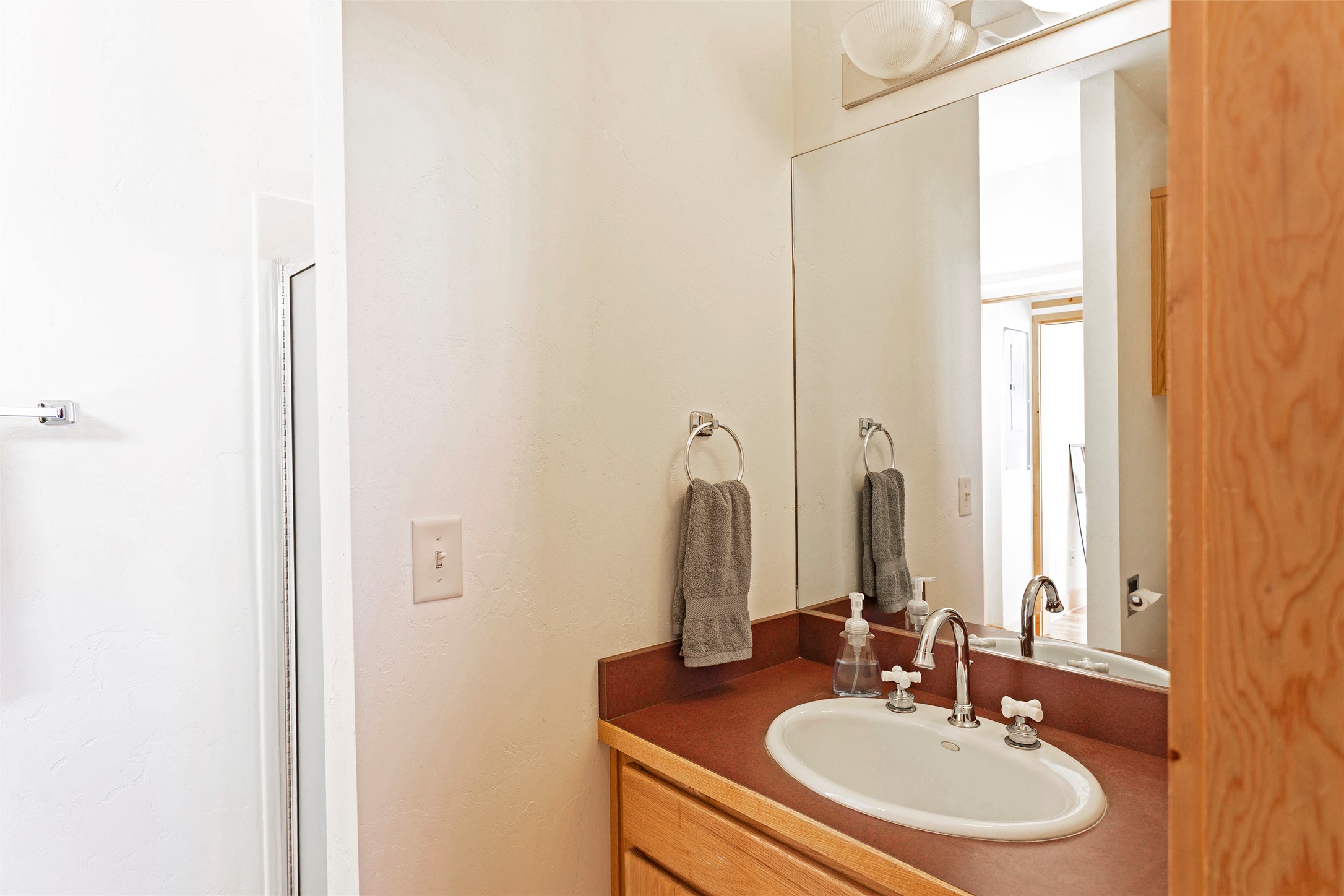 30080119 Property Photo 31