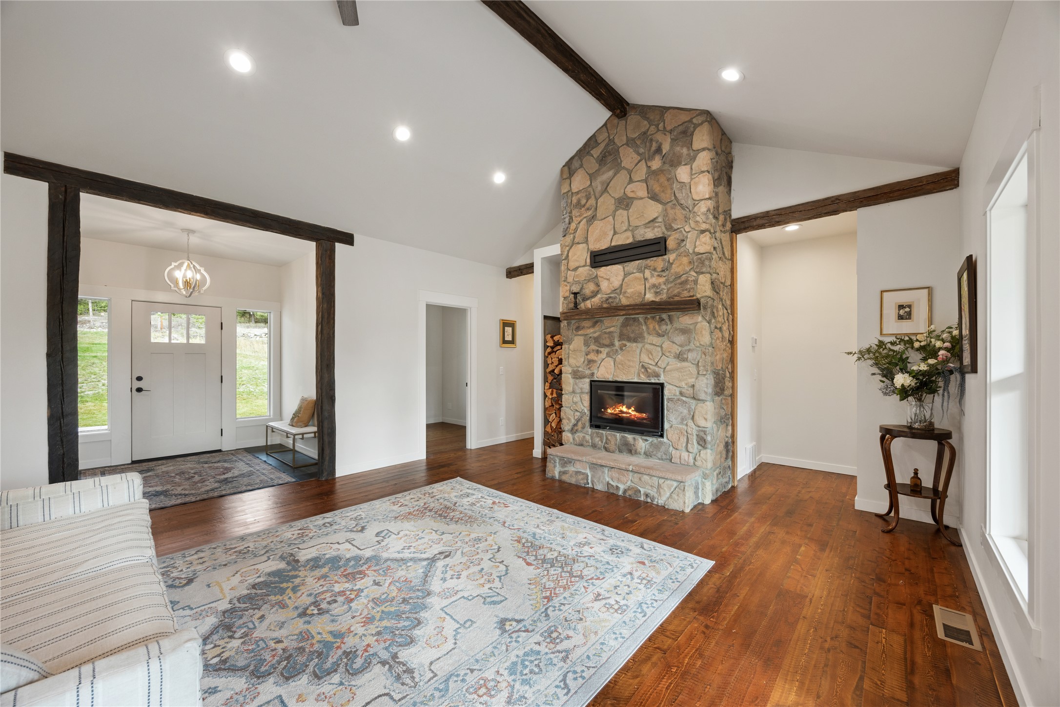 20341 Swan View Road Property Photo 8