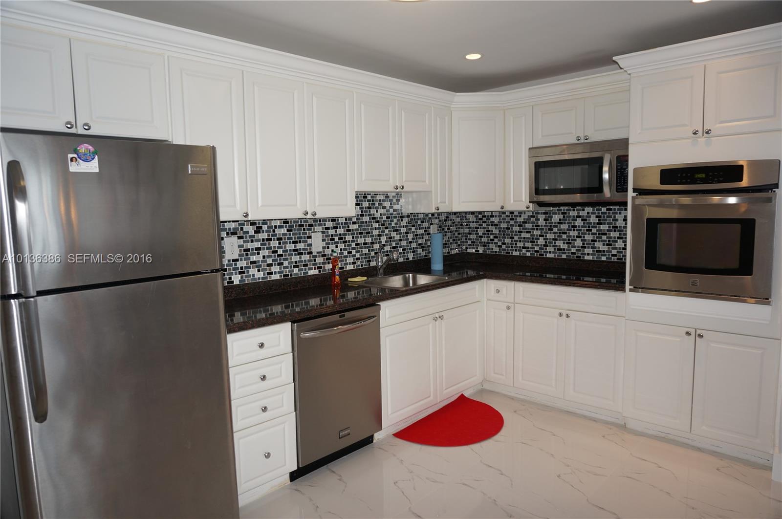 19370 Collins Avenue 1417 Property Photo 3