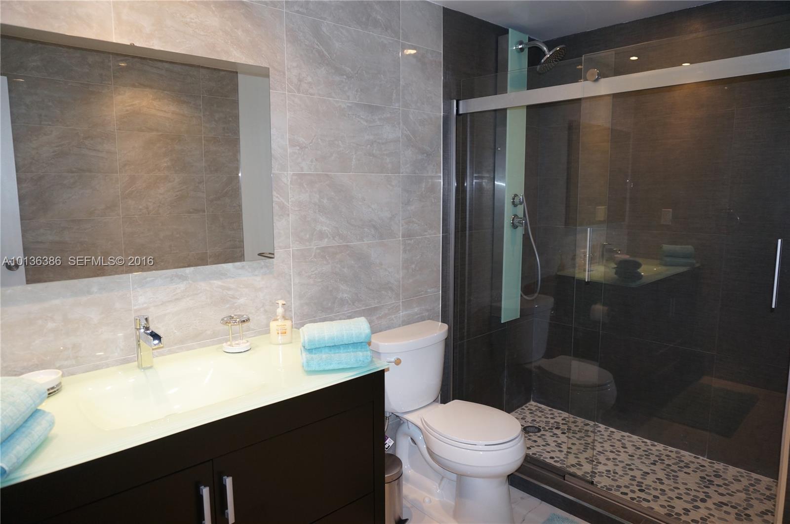 19370 Collins Avenue 1417 Property Photo 21