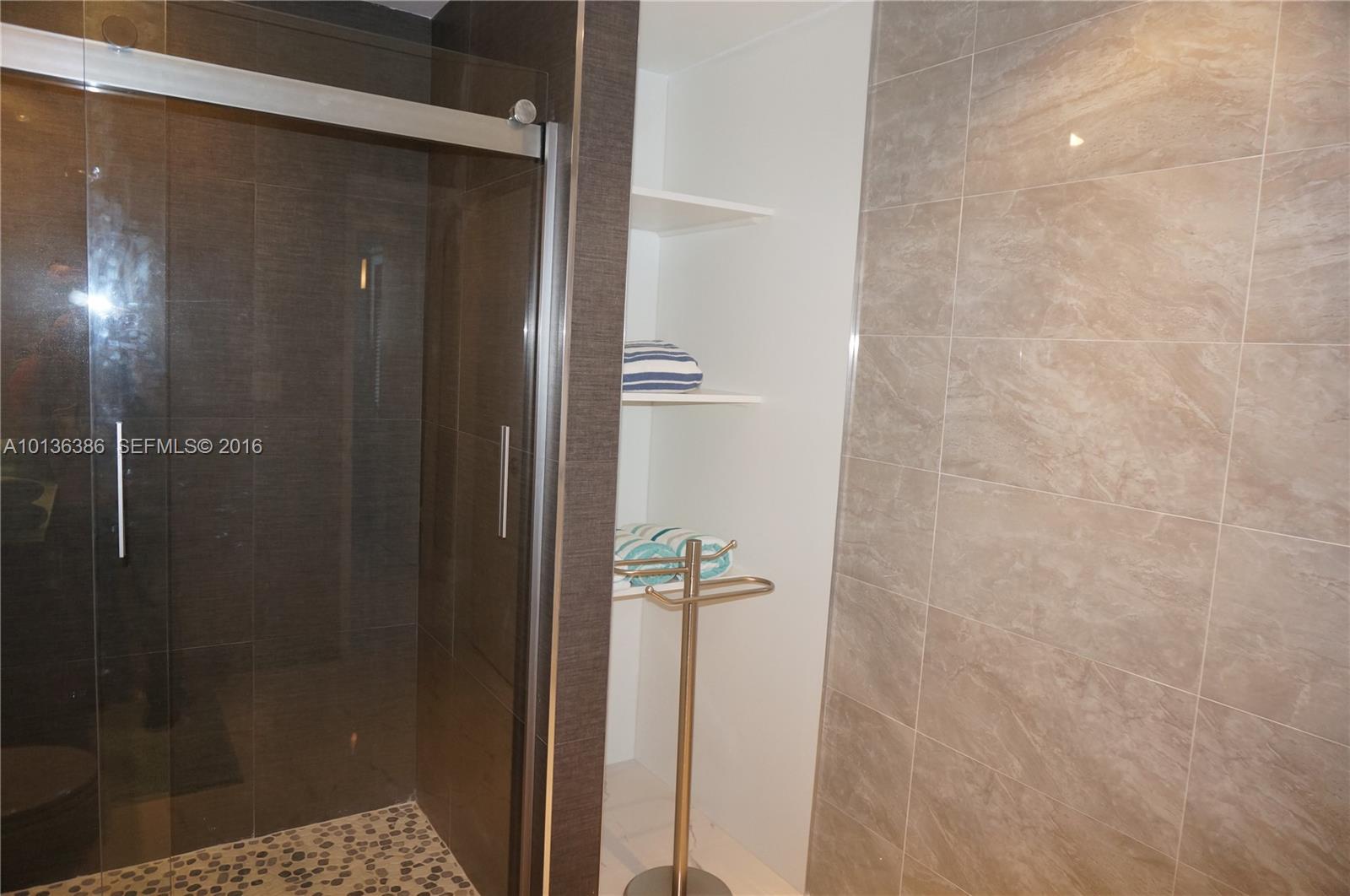 19370 Collins Avenue 1417 Property Photo 22