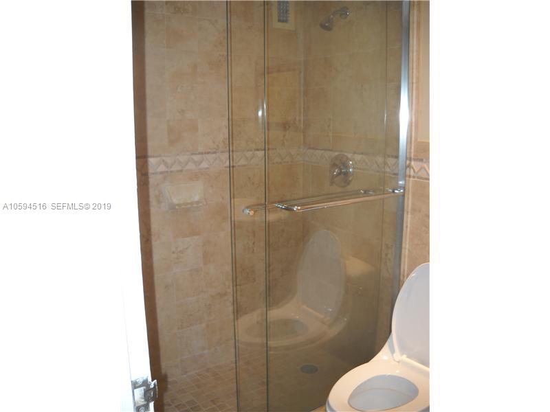 3901 S Ocean Drive 8l Property Photo 11