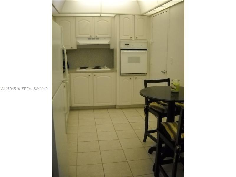 3901 S Ocean Drive 8l Property Photo 13