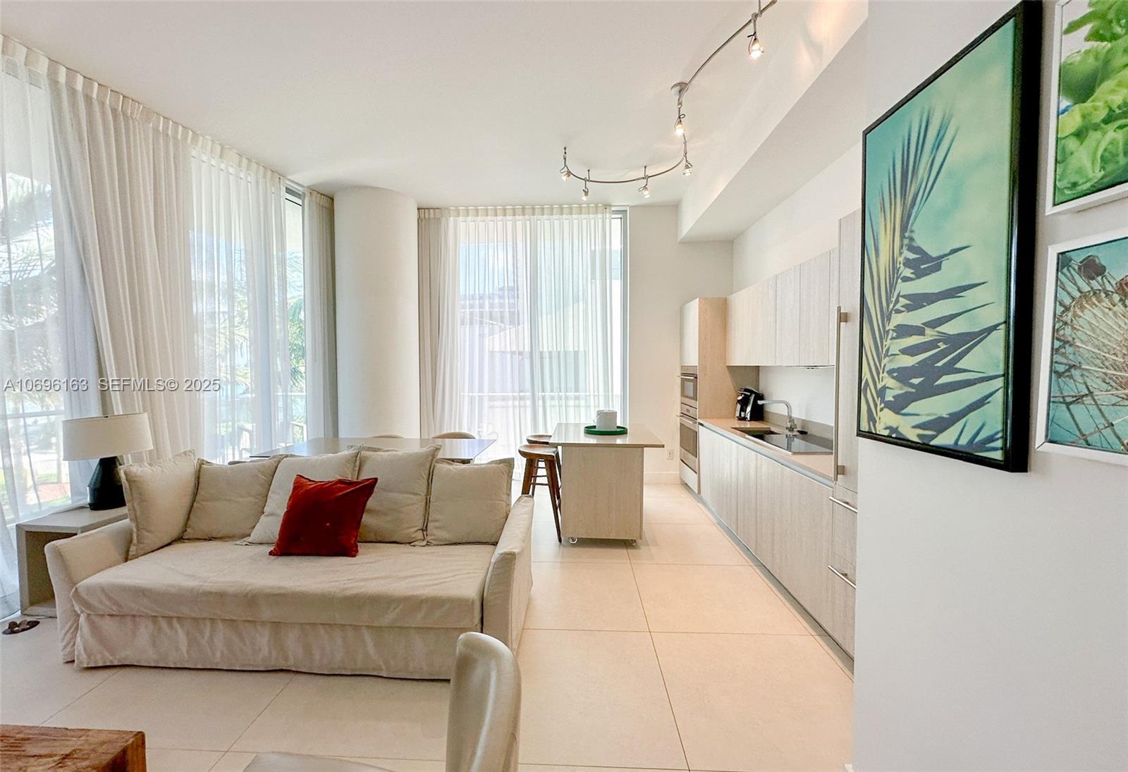 4111 S Ocean Drive 205 Property Photo 7
