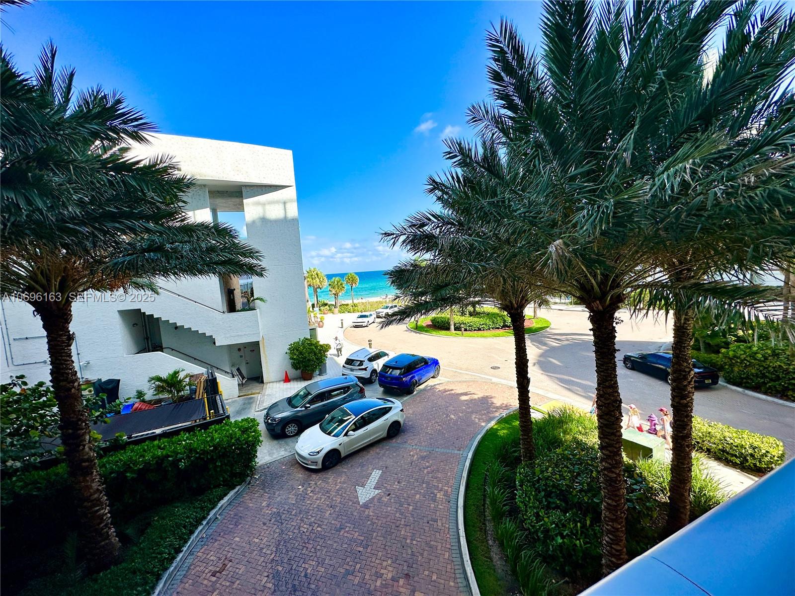 4111 S Ocean Drive 205 Property Photo 11