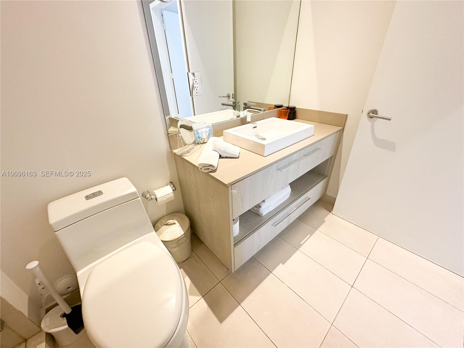 4111 S Ocean Drive 205 Property Photo 14