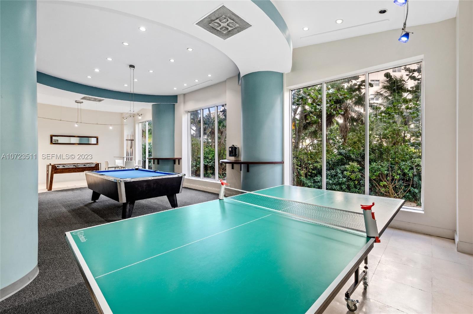 4001 S Ocean Drive Ph2 Property Photo 46