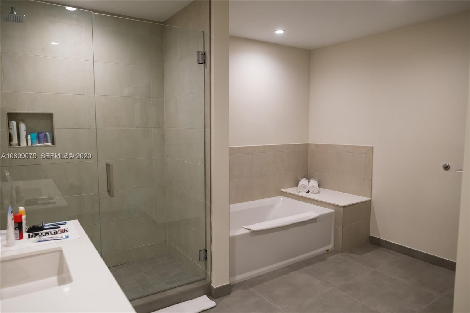 777 N Ocean Drive N311 Property Photo 14