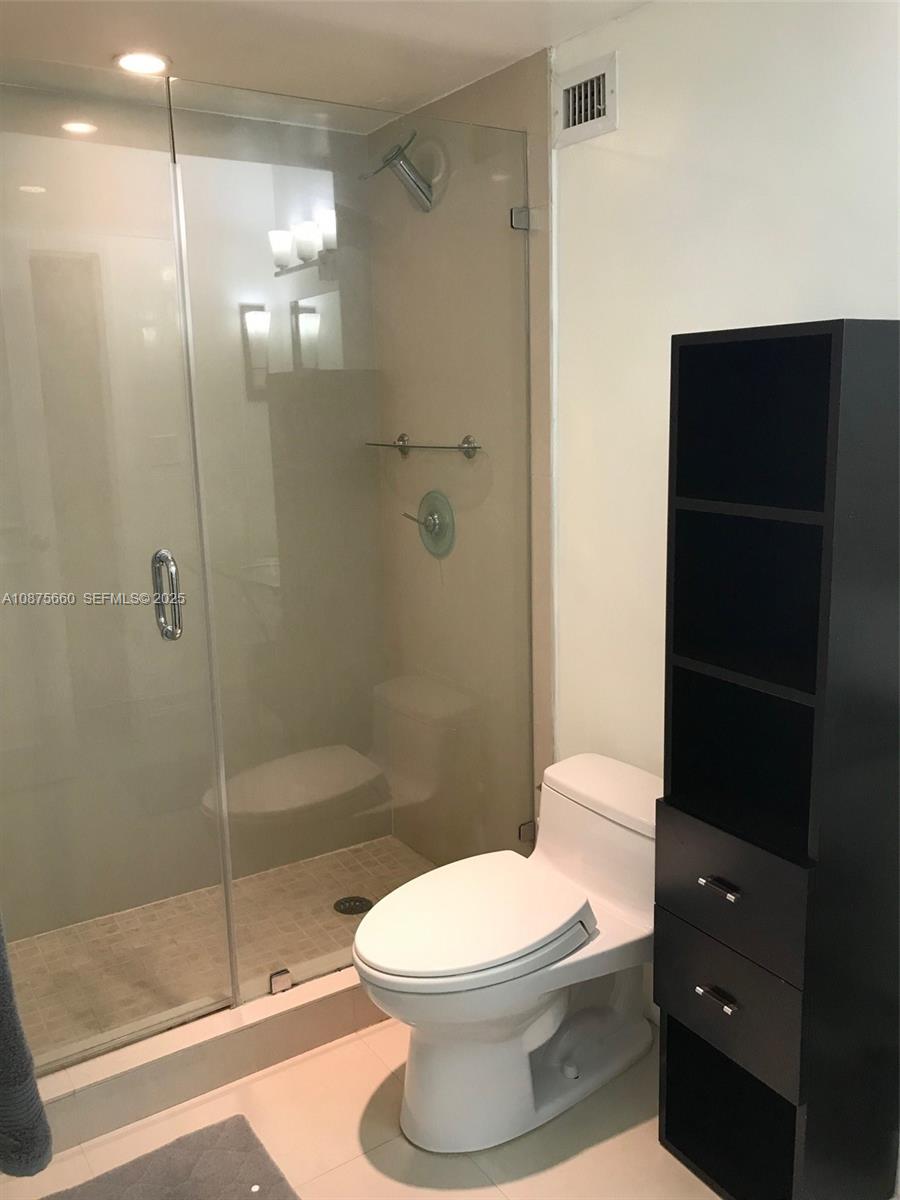 100 Lincoln Road 1226 Property Photo 19