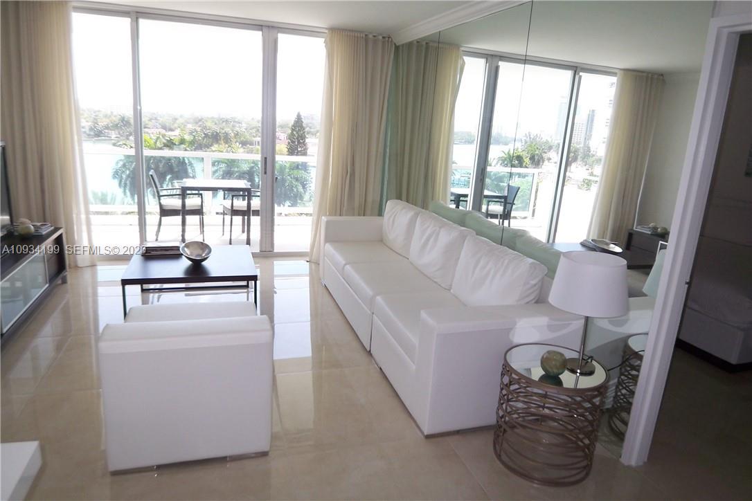 5161 Collins Avenue 806 Property Photo 3