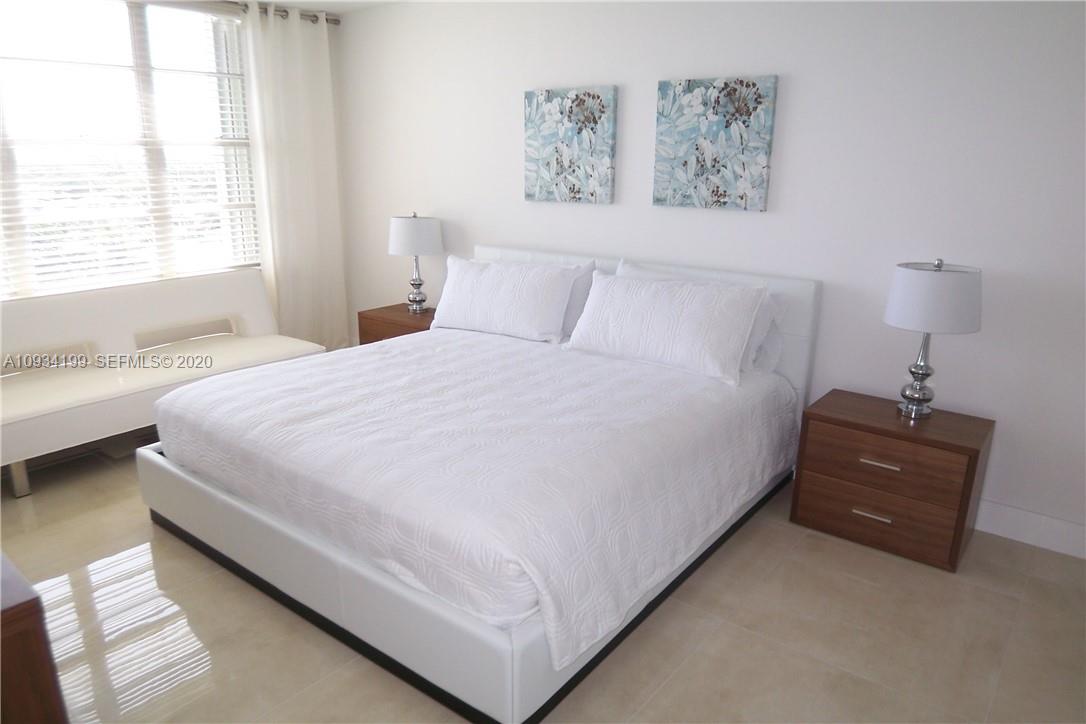 5161 Collins Avenue 806 Property Photo 22