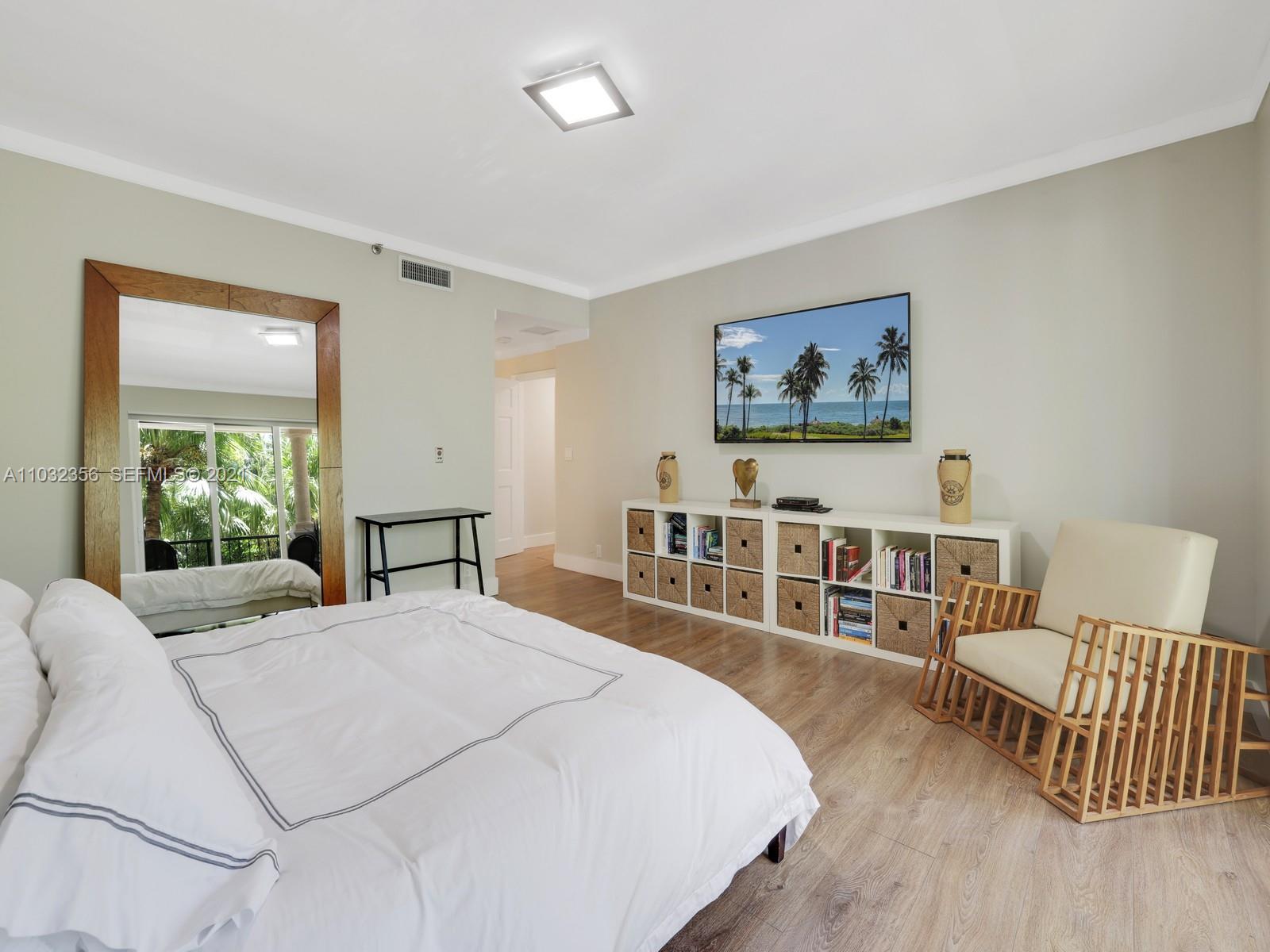 19126 Fisher Island Drive 19126 Property Photo 23