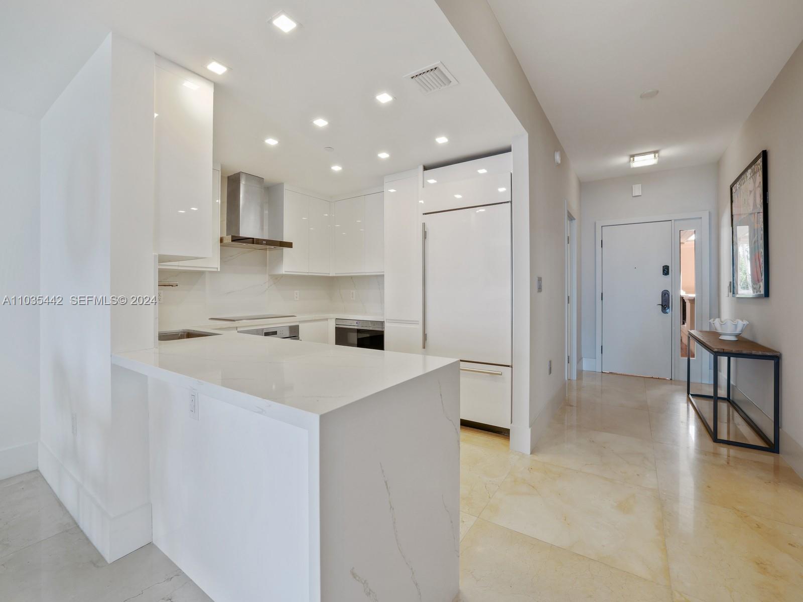 19223 Fisher Island Drive 19223 Property Photo 17