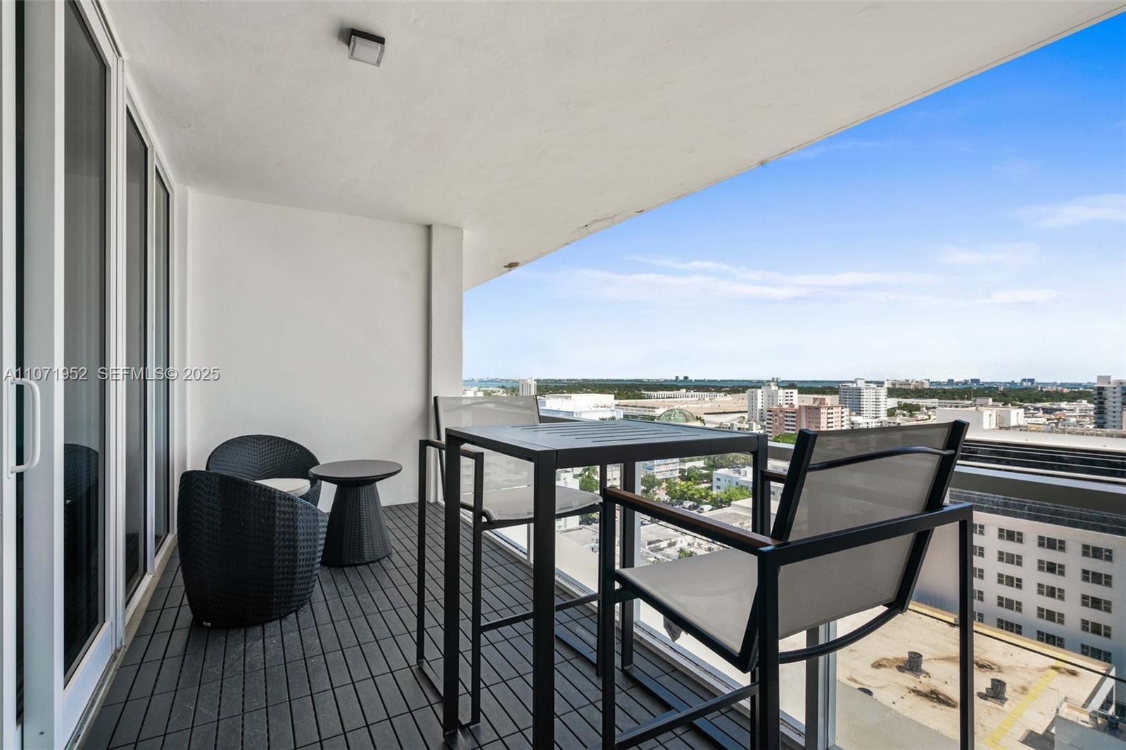 100 Lincoln Road Ph6 Property Photo 26