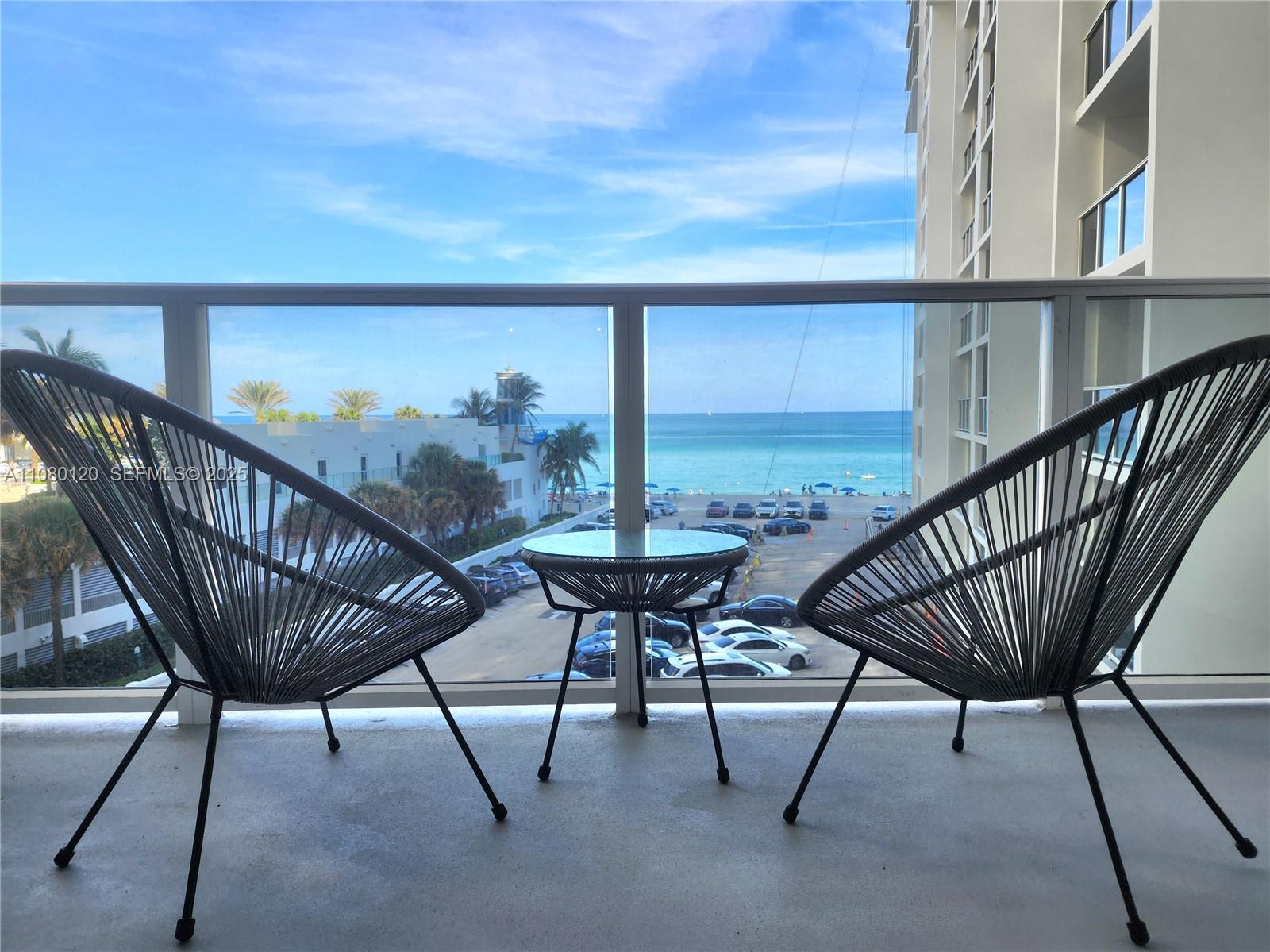 3505 S Ocean Drive 407 Property Photo 2