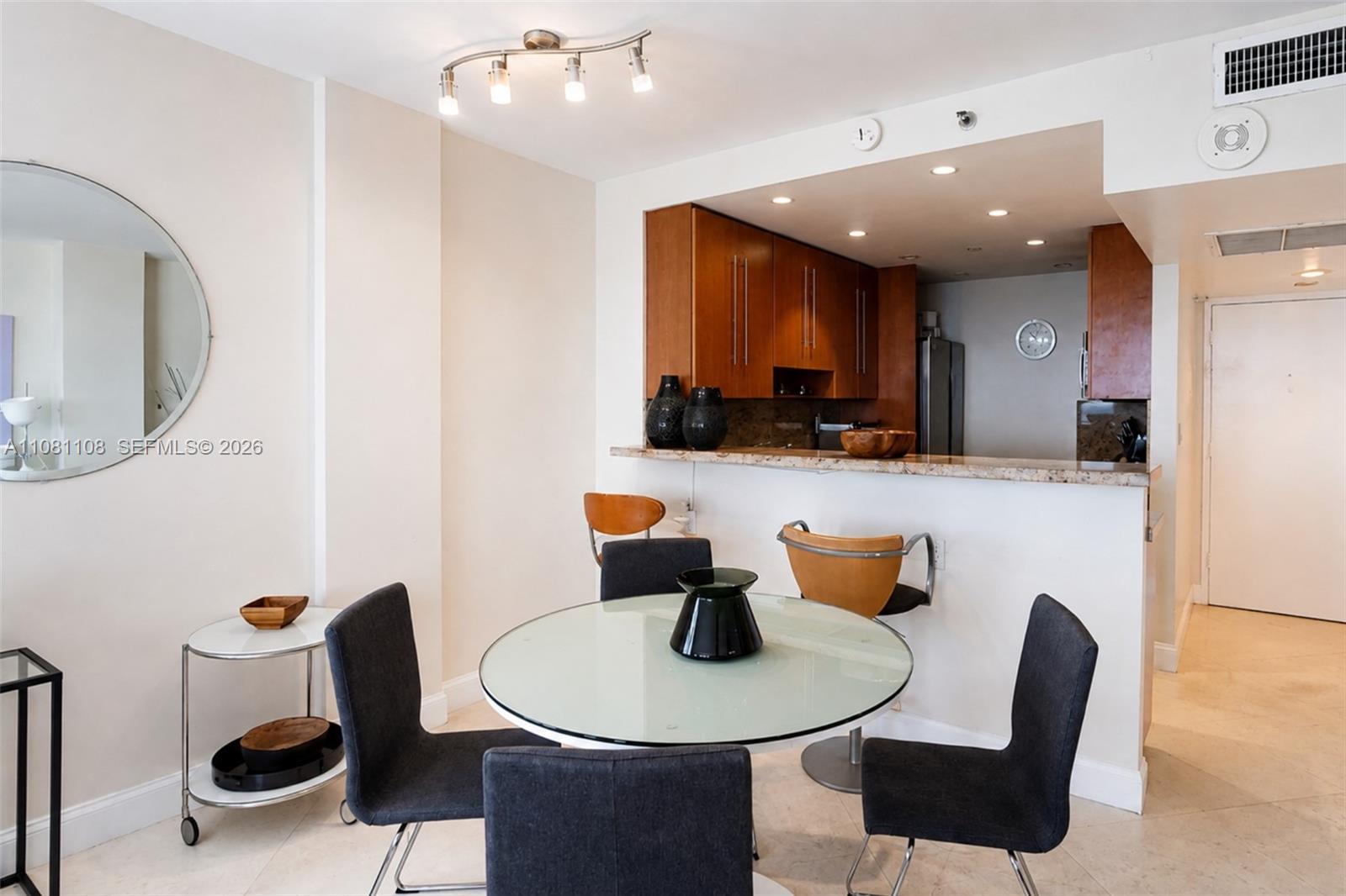 100 Lincoln Road 1121 Property Photo 4