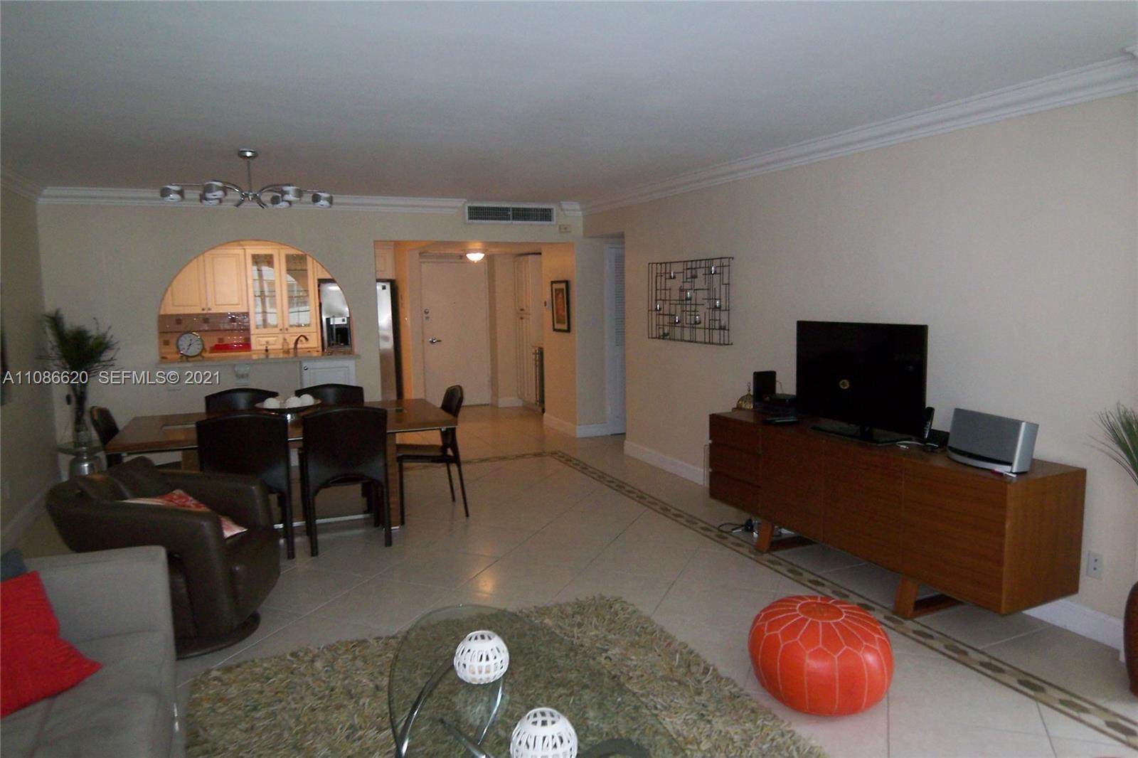 5151 Collins Avenue 1030 Property Photo 9