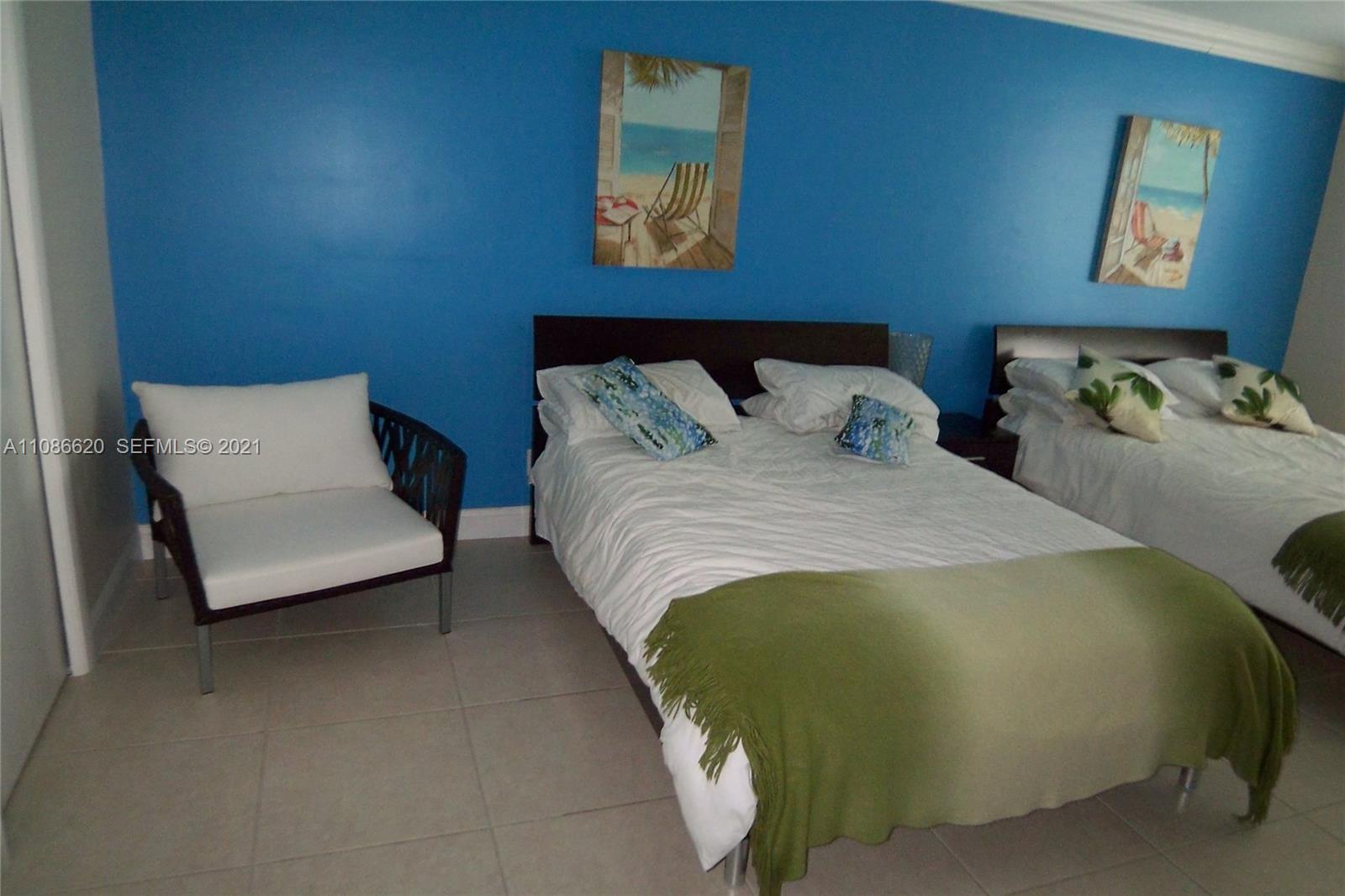 5151 Collins Avenue 1030 Property Photo 16