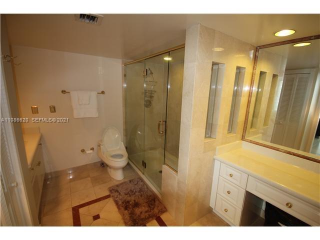 5151 Collins Avenue 1030 Property Photo 19