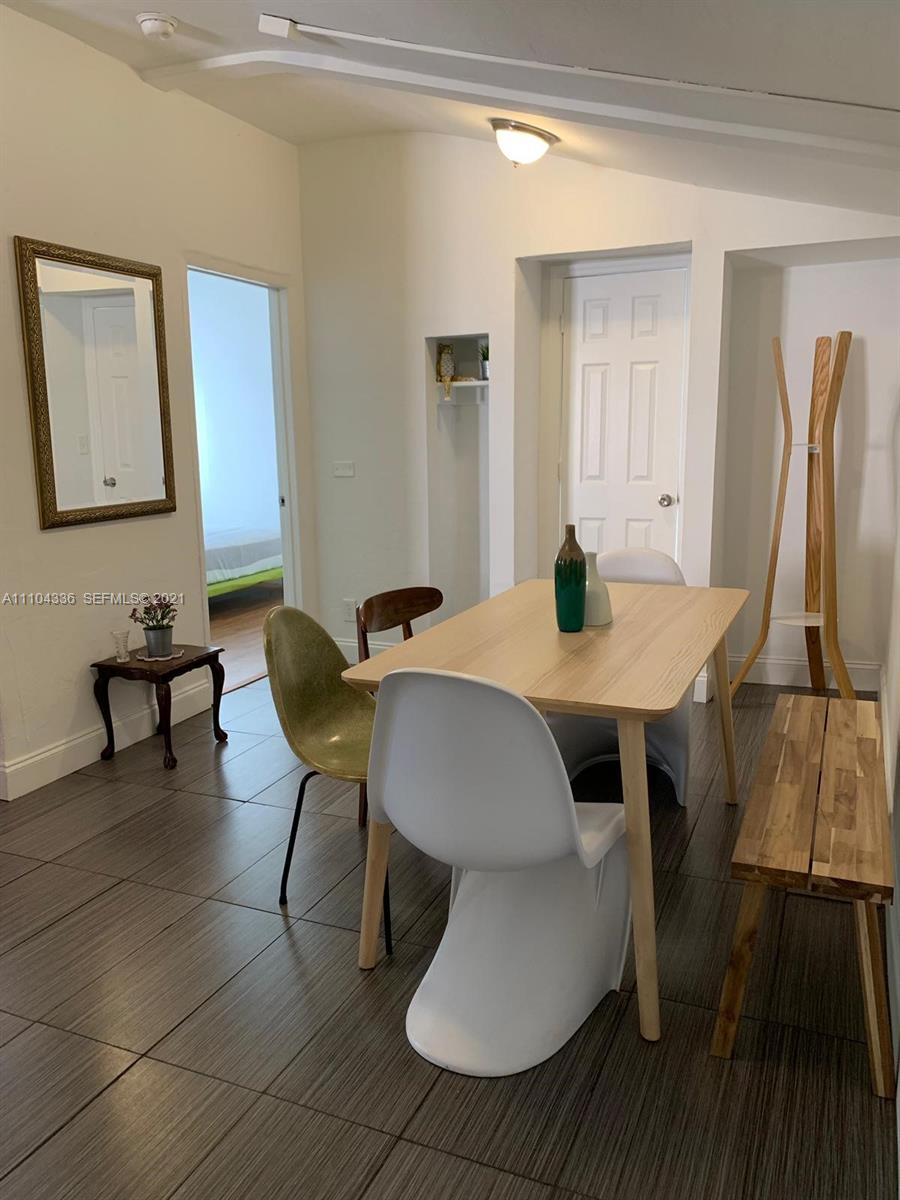 68 Nw 45th Street Property Photo 12