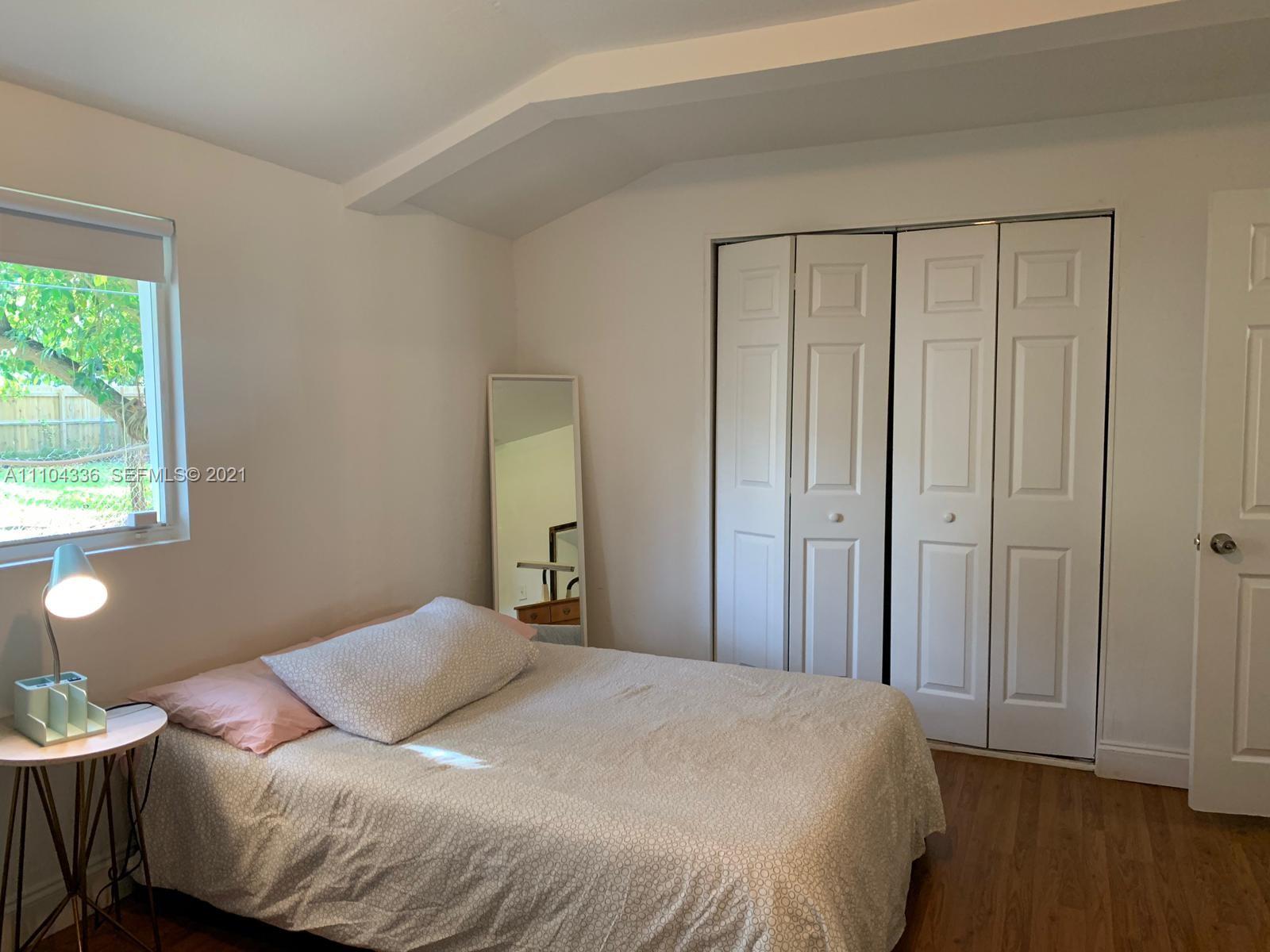 68 Nw 45th Street Property Photo 27
