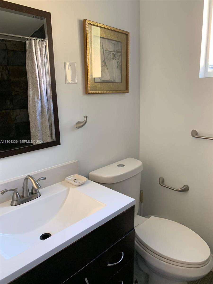 68 Nw 45th Street Property Photo 28
