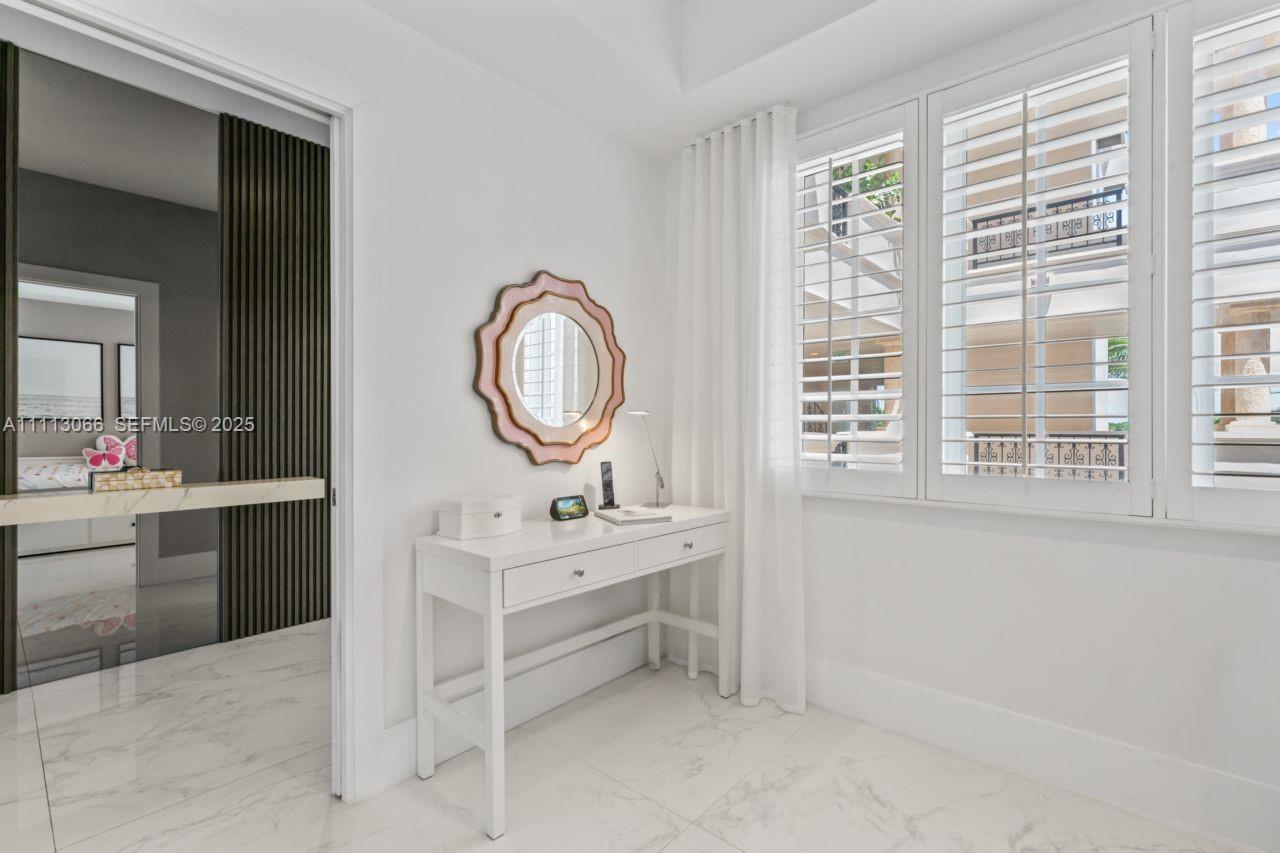 19143 Fisher Island Drive 19143 Property Photo 40