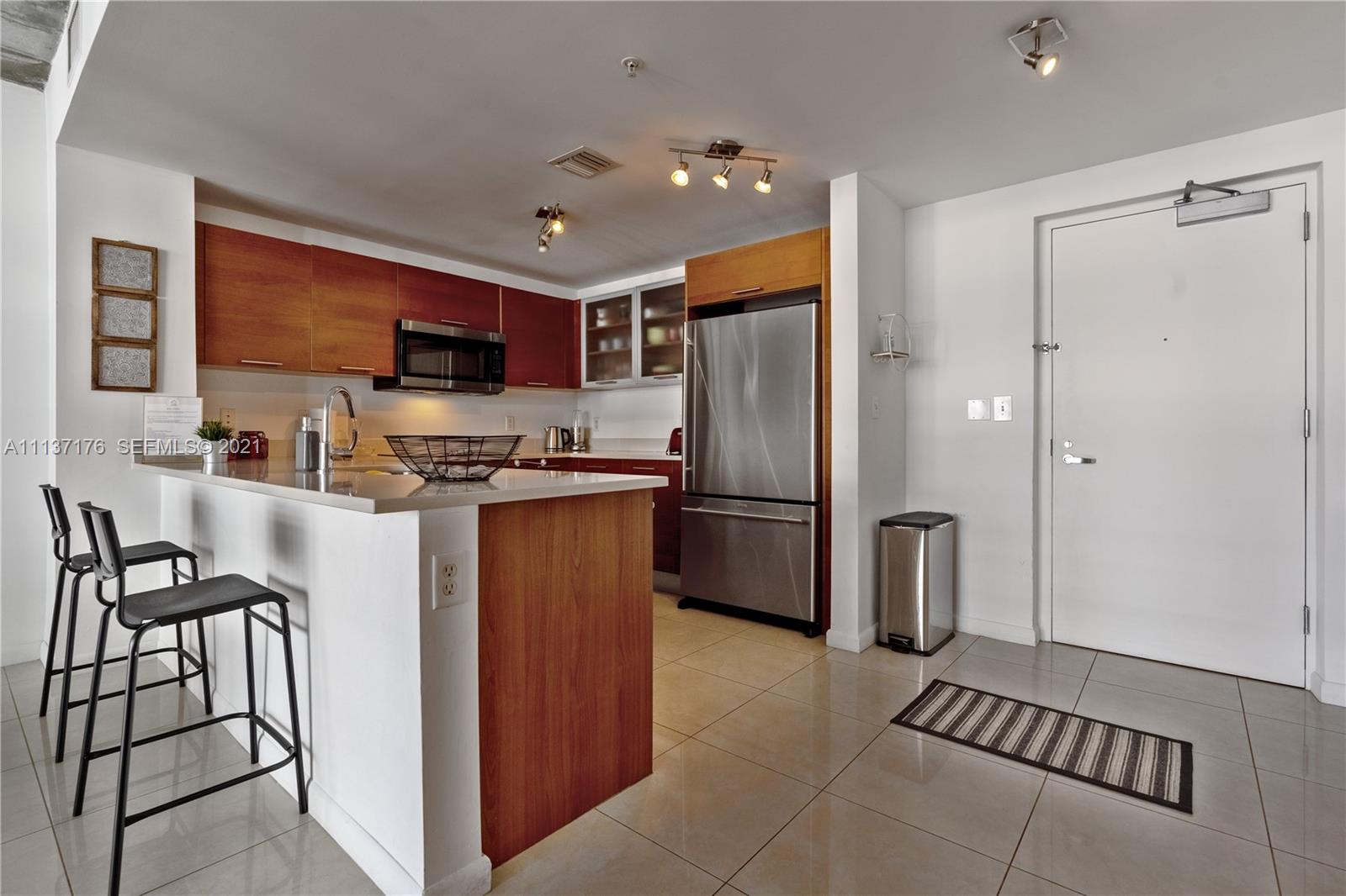 A11137176 Property Photo 4