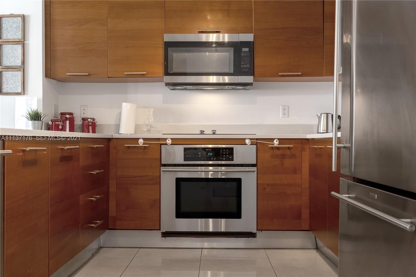 A11137176 Property Photo 5