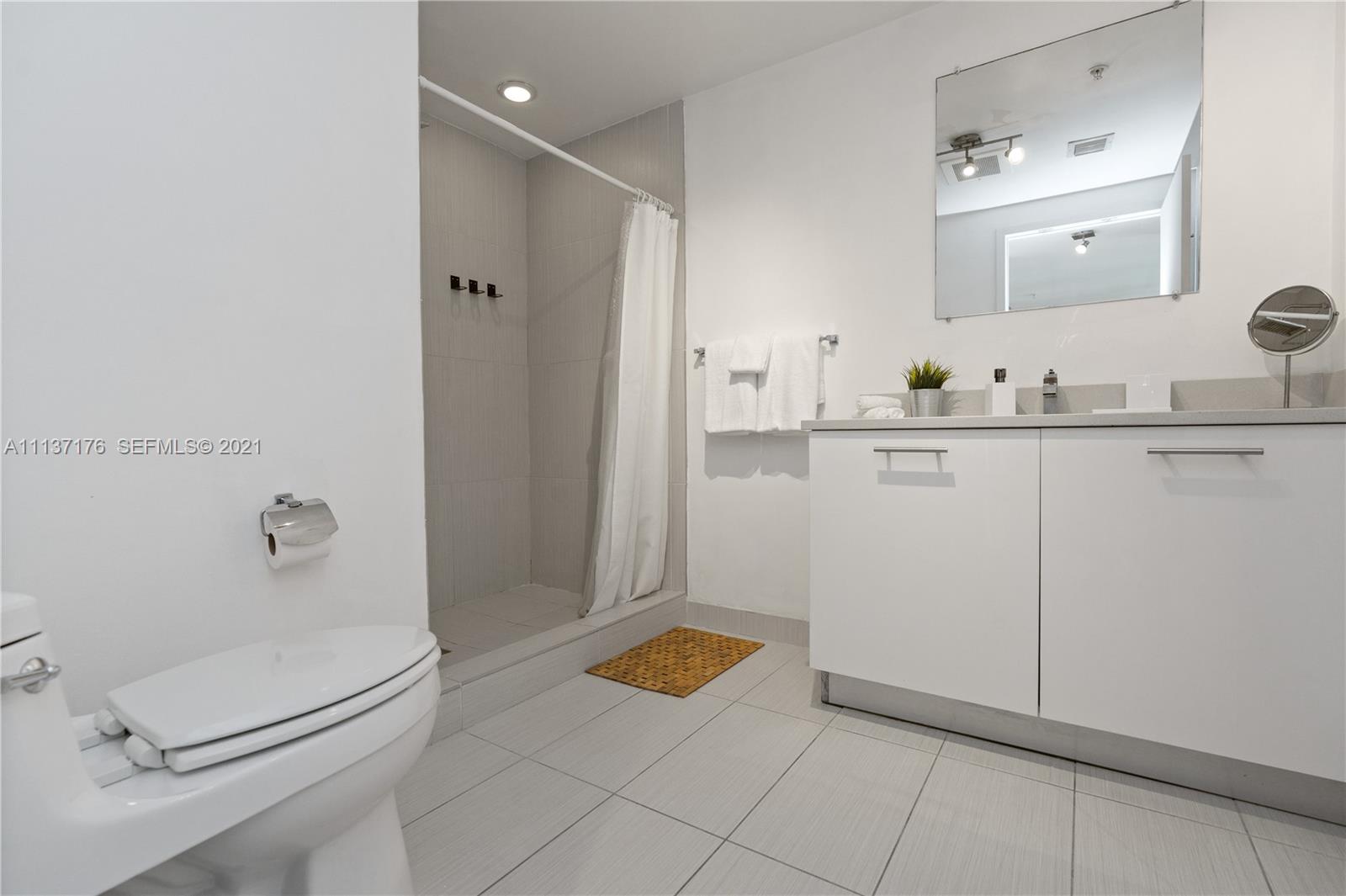 A11137176 Property Photo 19