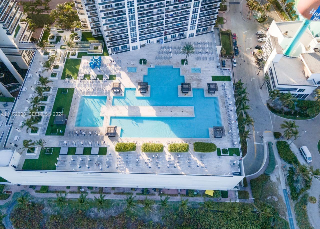 1830 Ocean Drive 4710 Property Photo 4