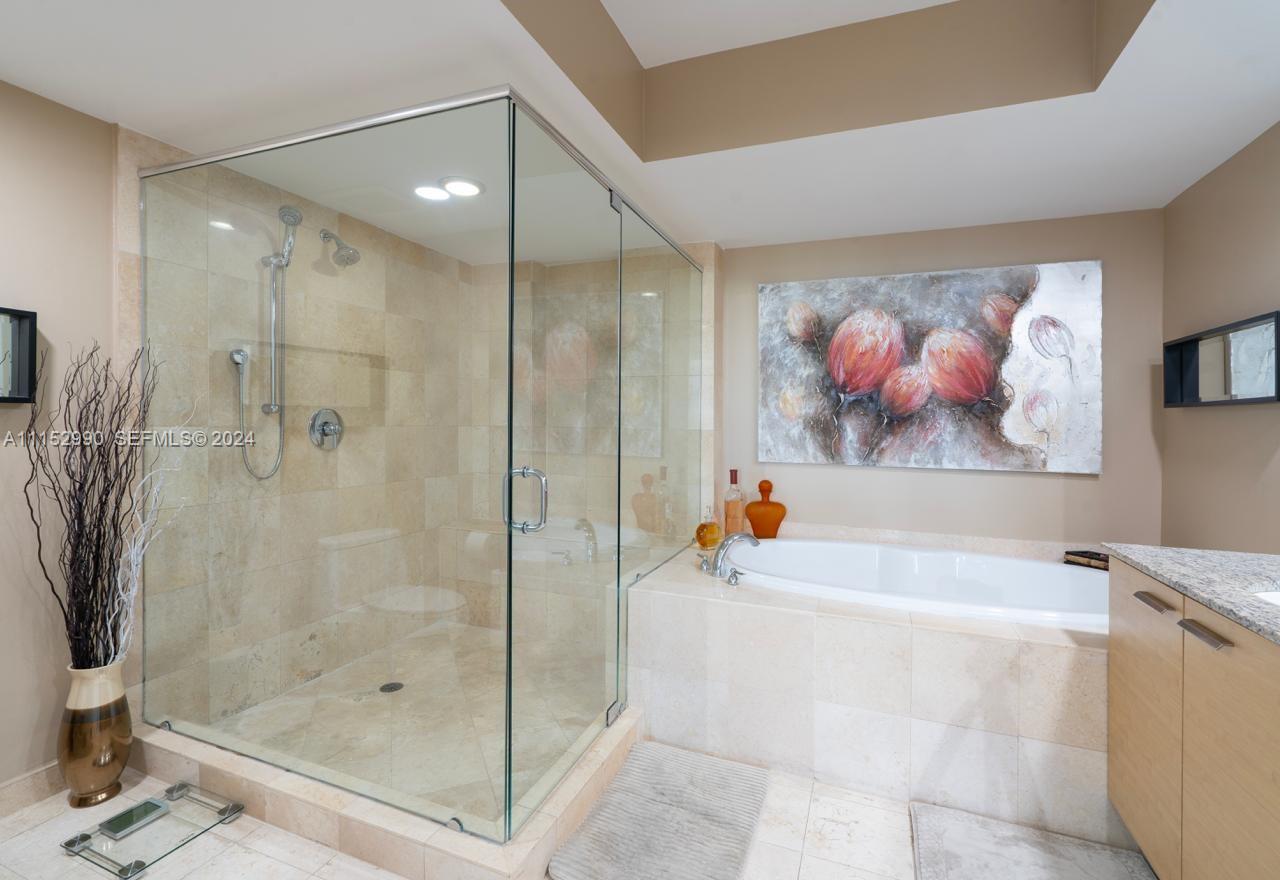 1830 Ocean Drive 4710 Property Photo 11