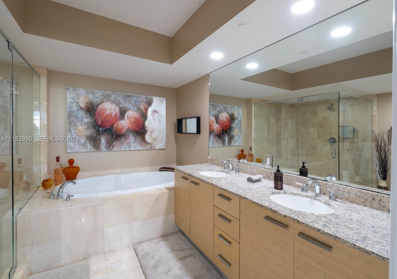 1830 Ocean Drive 4710 Property Photo 13