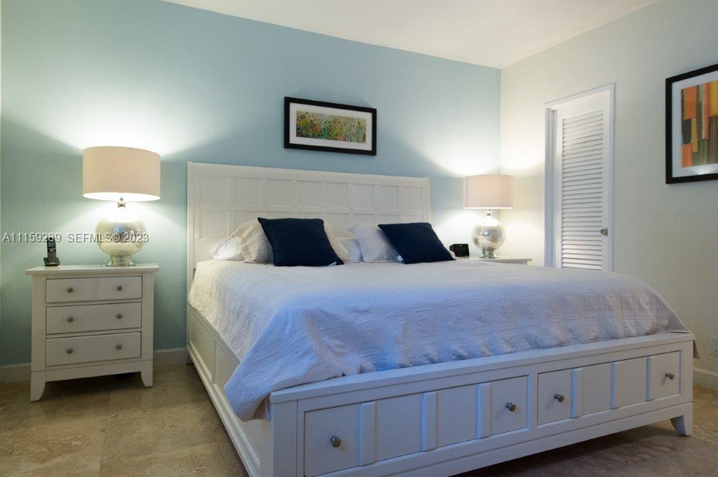 3901 S Ocean Drive 1h Property Photo 8