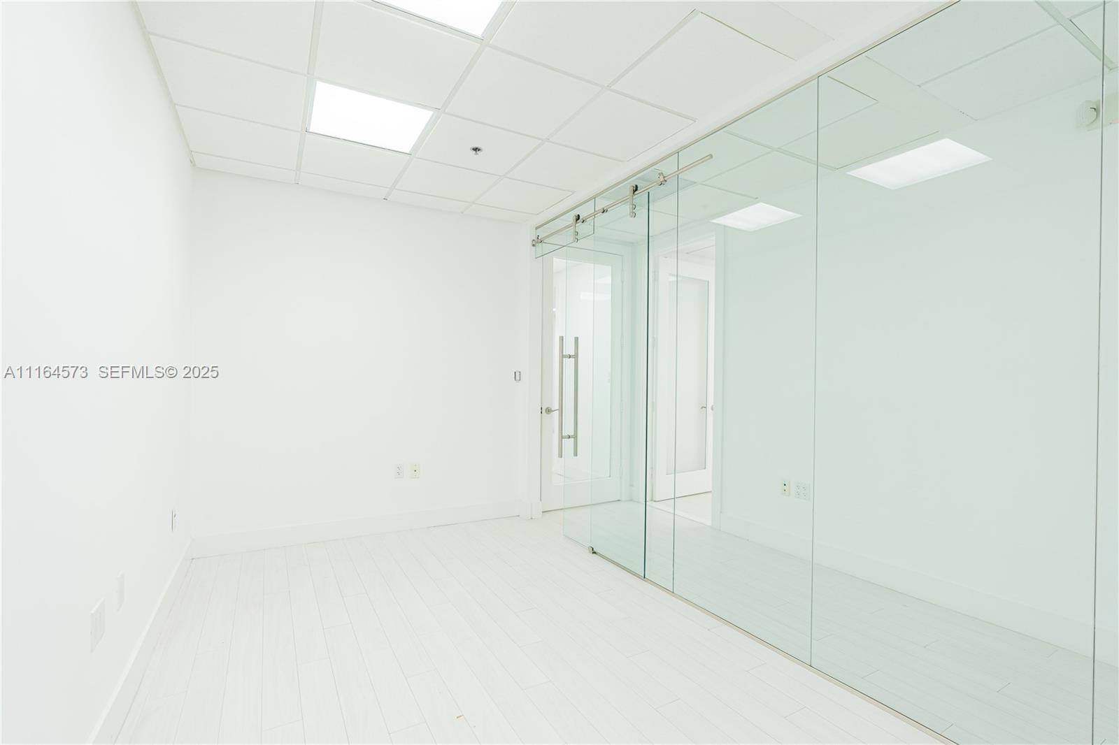 848 Brickell Avenue Property Photo 12