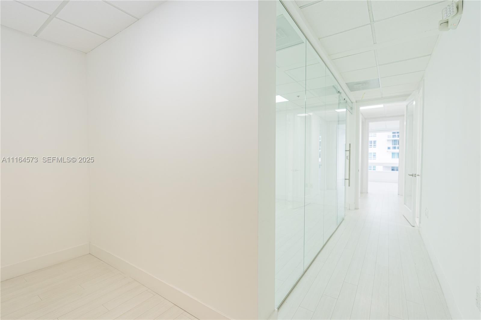 848 Brickell Avenue Property Photo 13