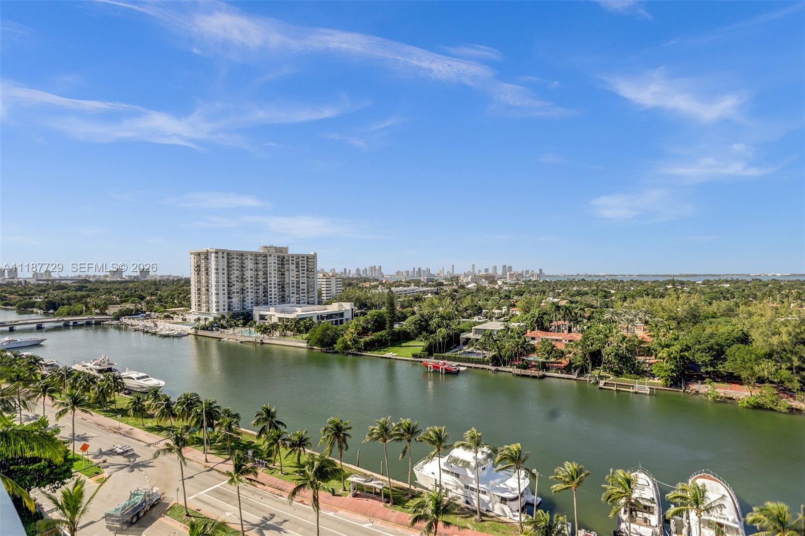 4401 Collins Avenue 1117 Property Photo 1