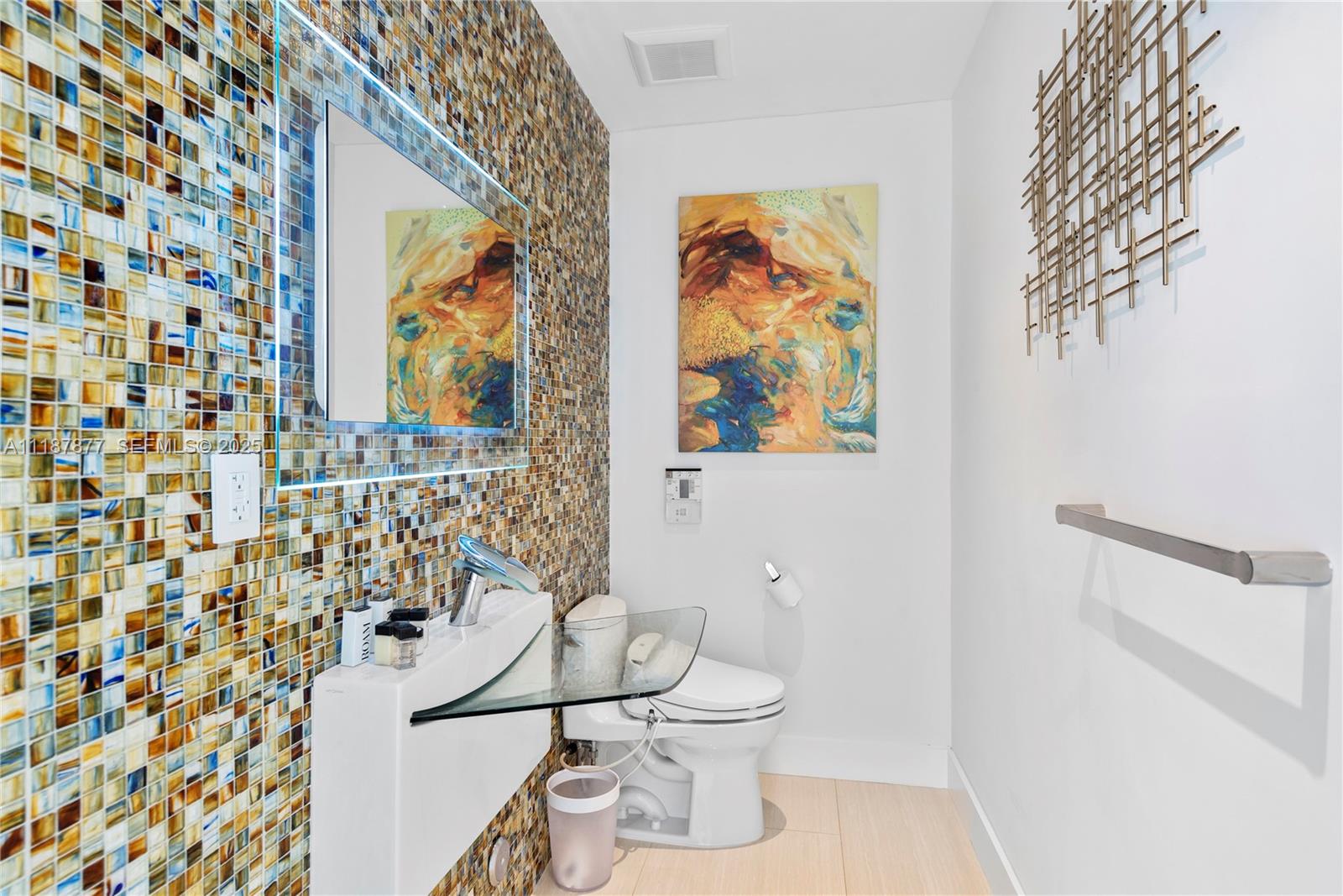 1025 Diplomat Parkway Property Photo 49