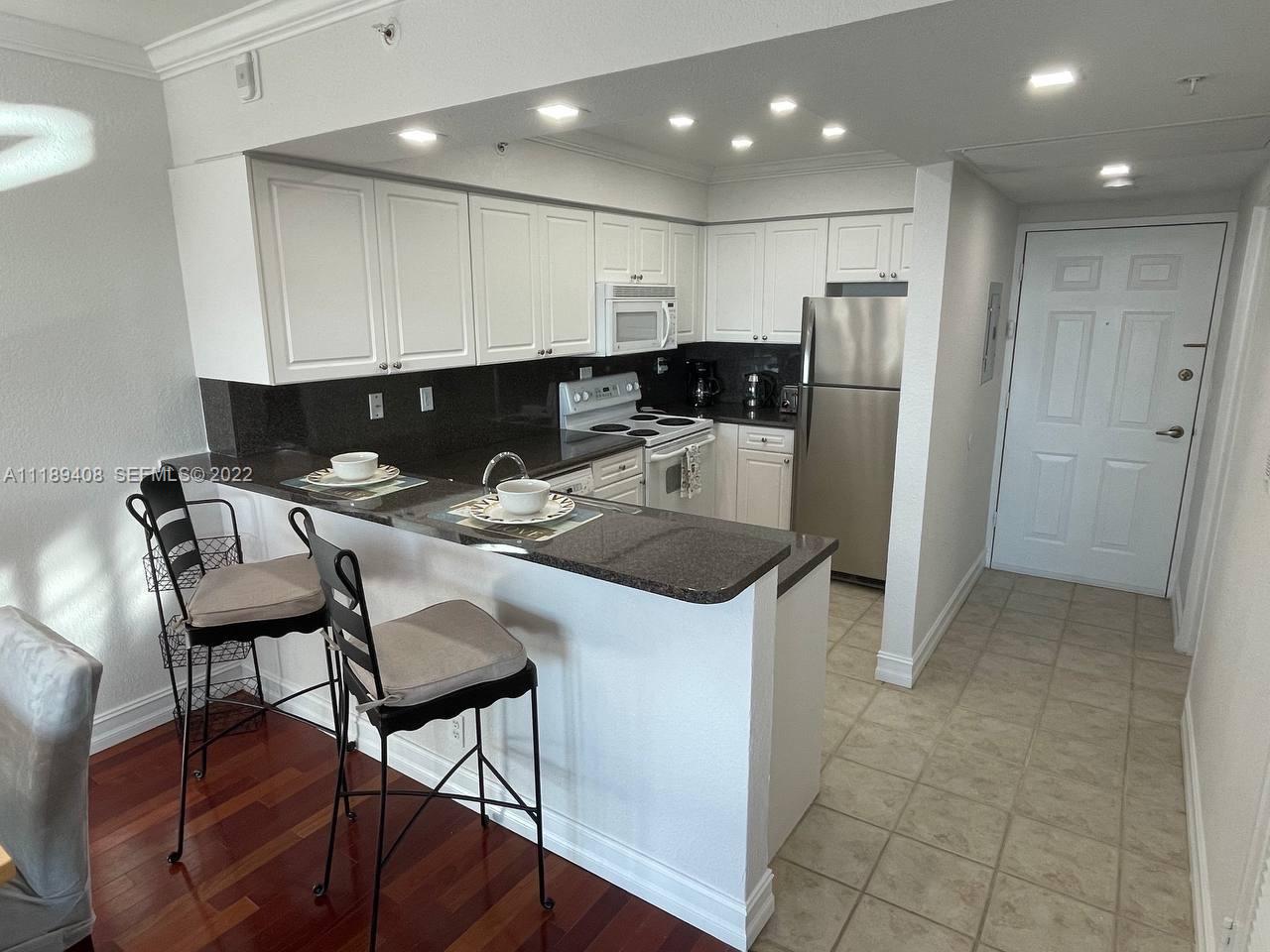 2501 S Ocean Drive 1227 (available) Property Photo 12
