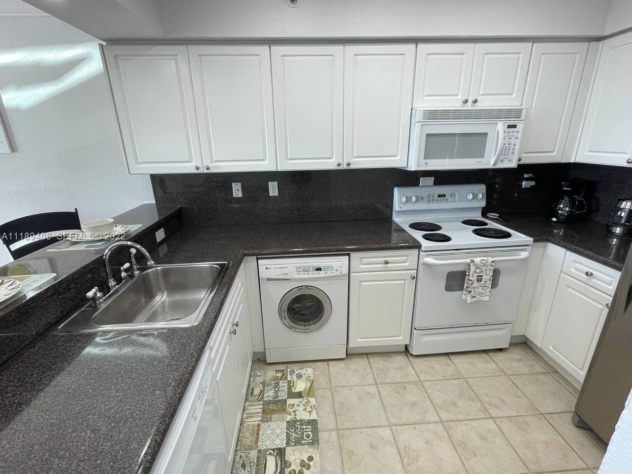 2501 S Ocean Drive 1227 (available) Property Photo 15