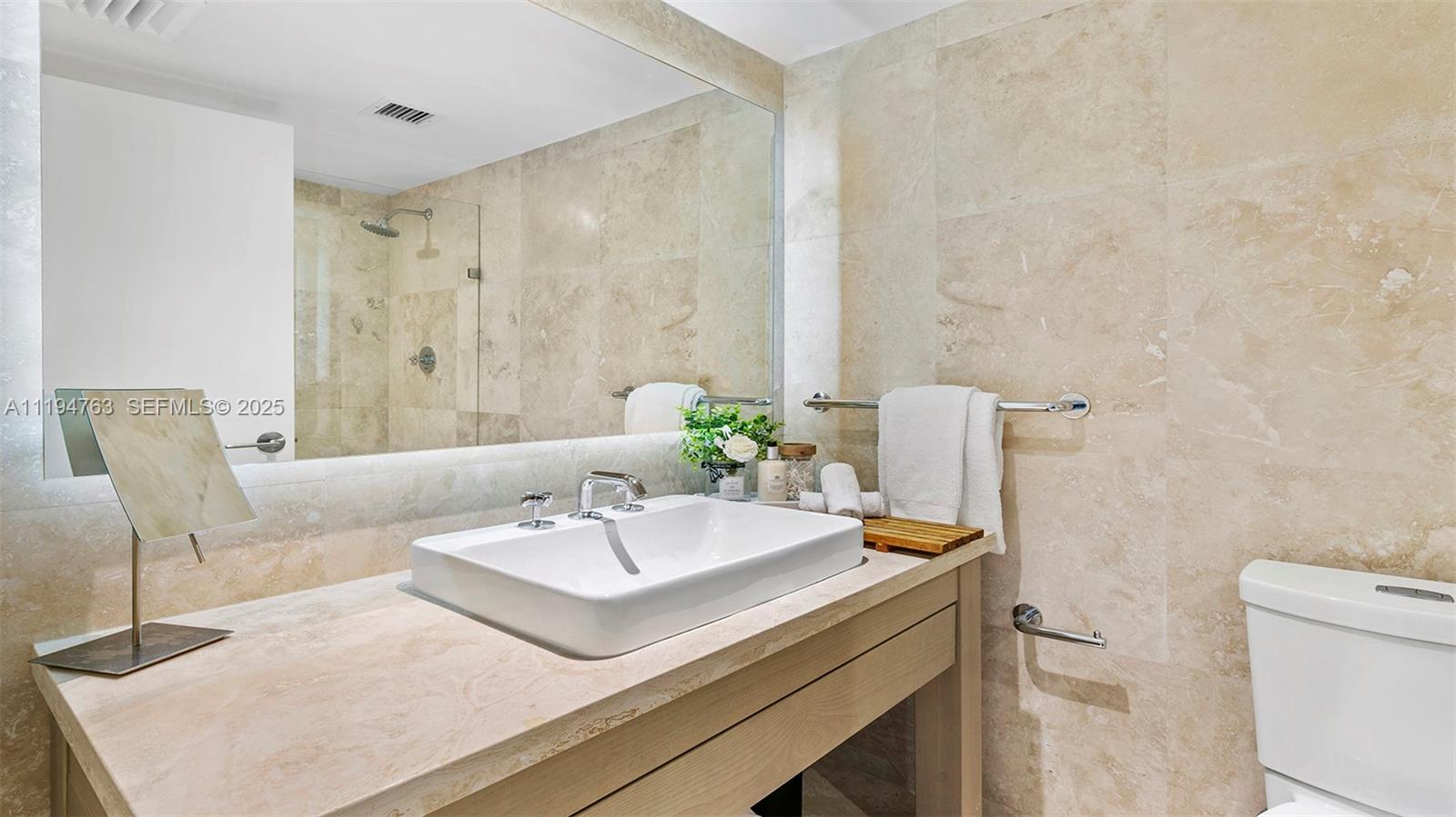 A11194763 Property Photo 12