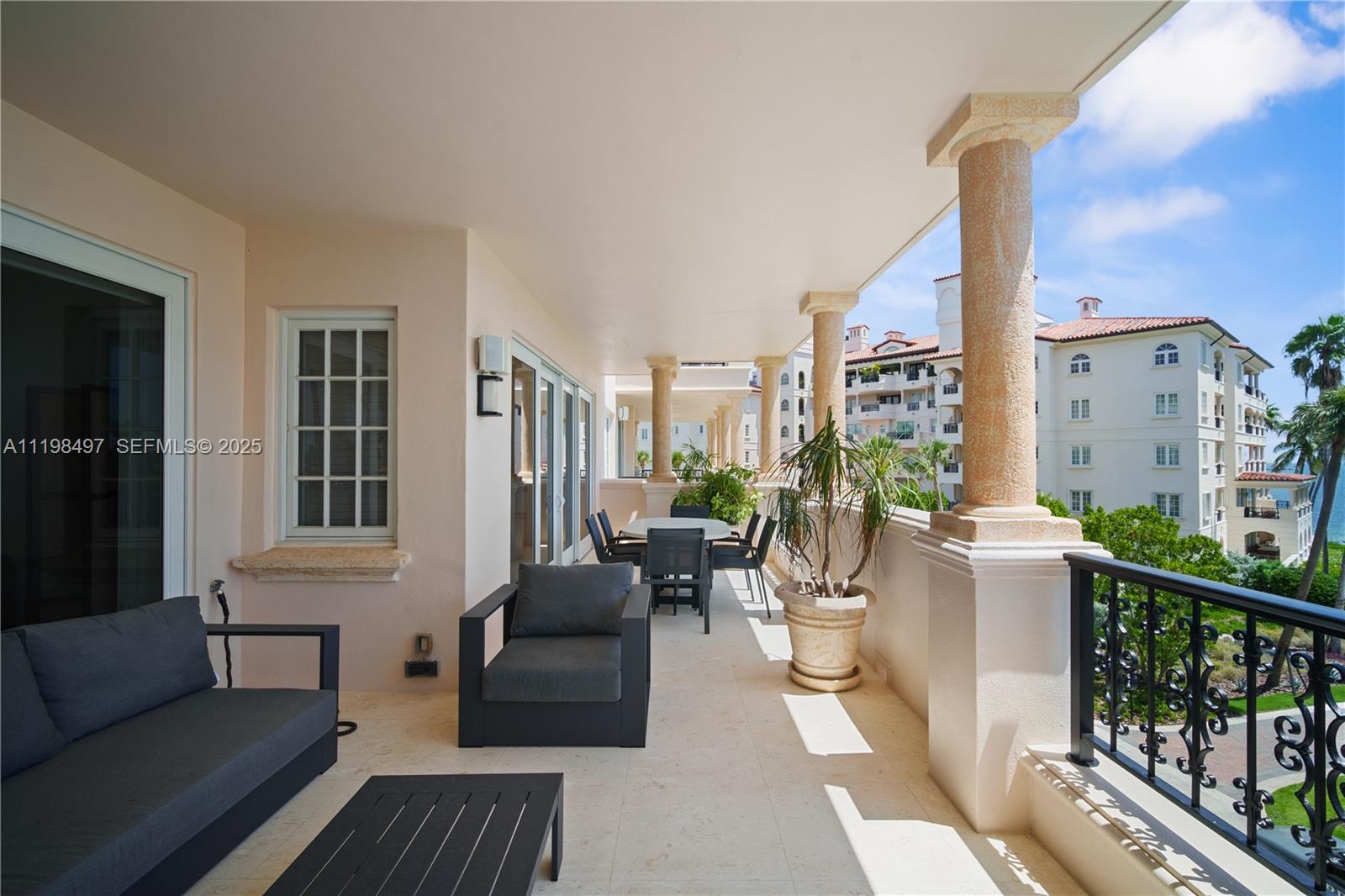 19234 Fisher Island Drive 19234 Property Photo 30