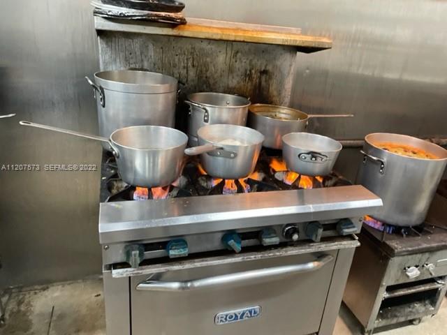 8726 Nw 26th Street Property Photo 23