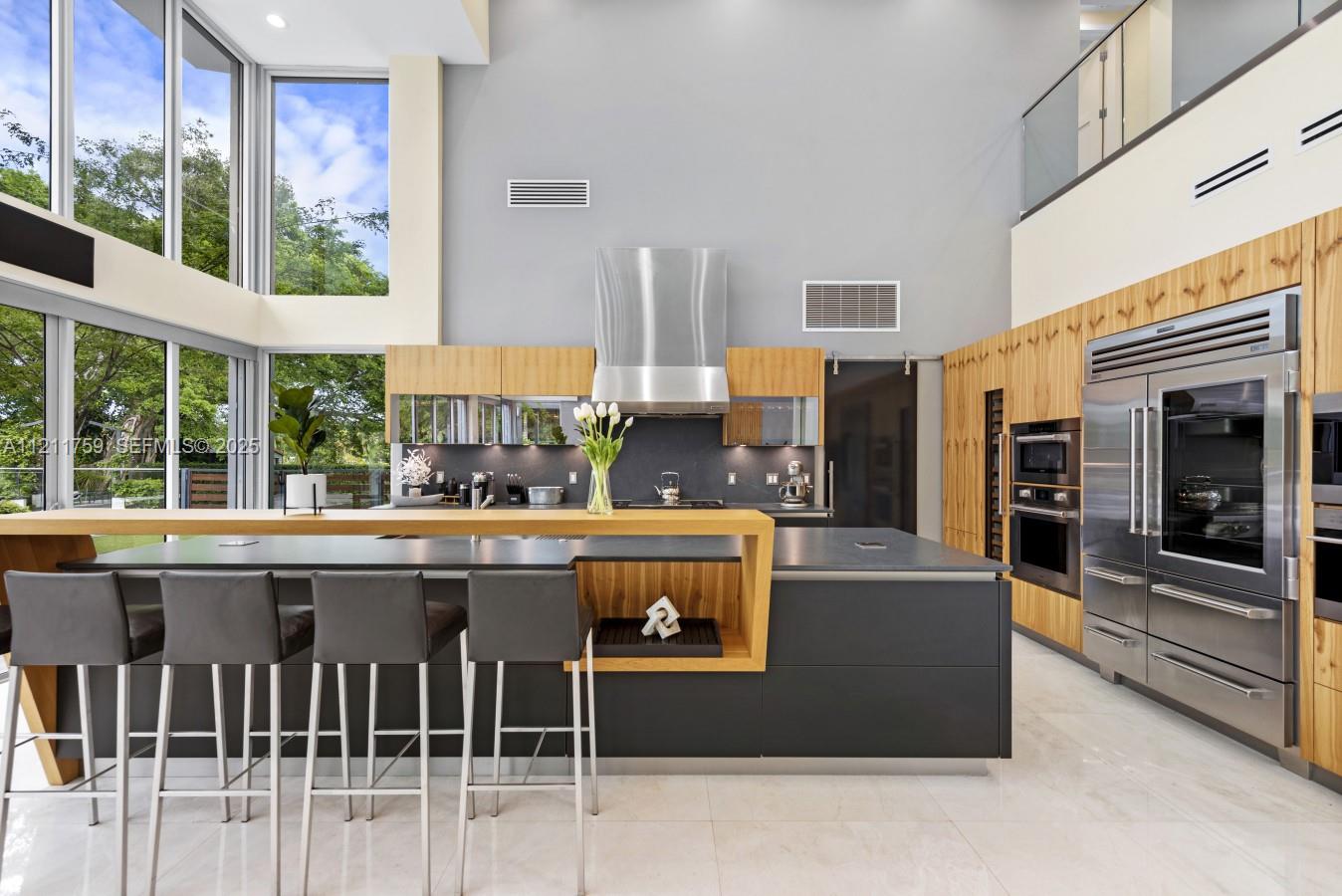 14305 Stirling Road Property Photo 15