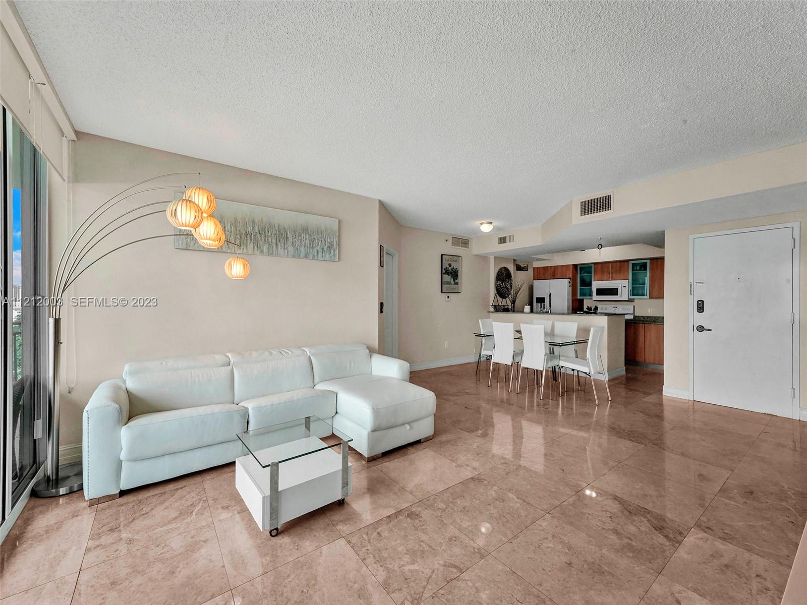17555 Atlantic Boulevard 806 Property Photo 4