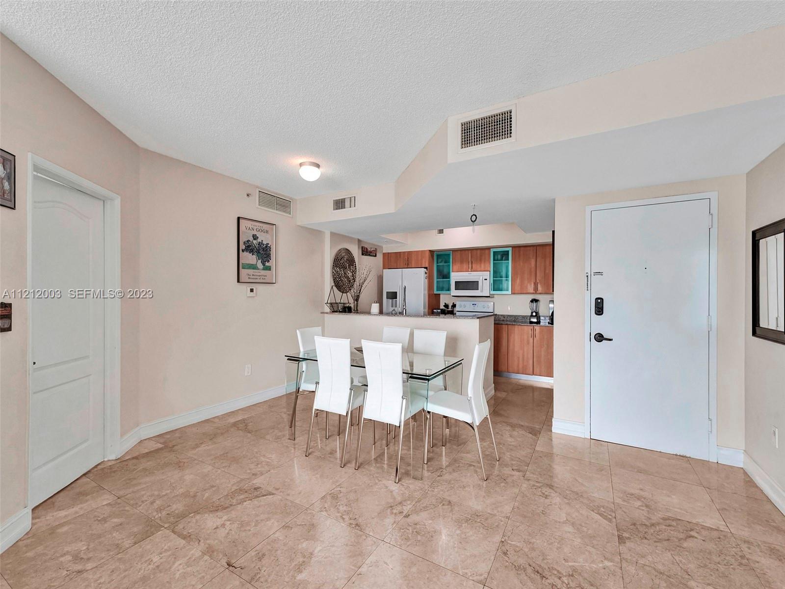 17555 Atlantic Boulevard 806 Property Photo 11