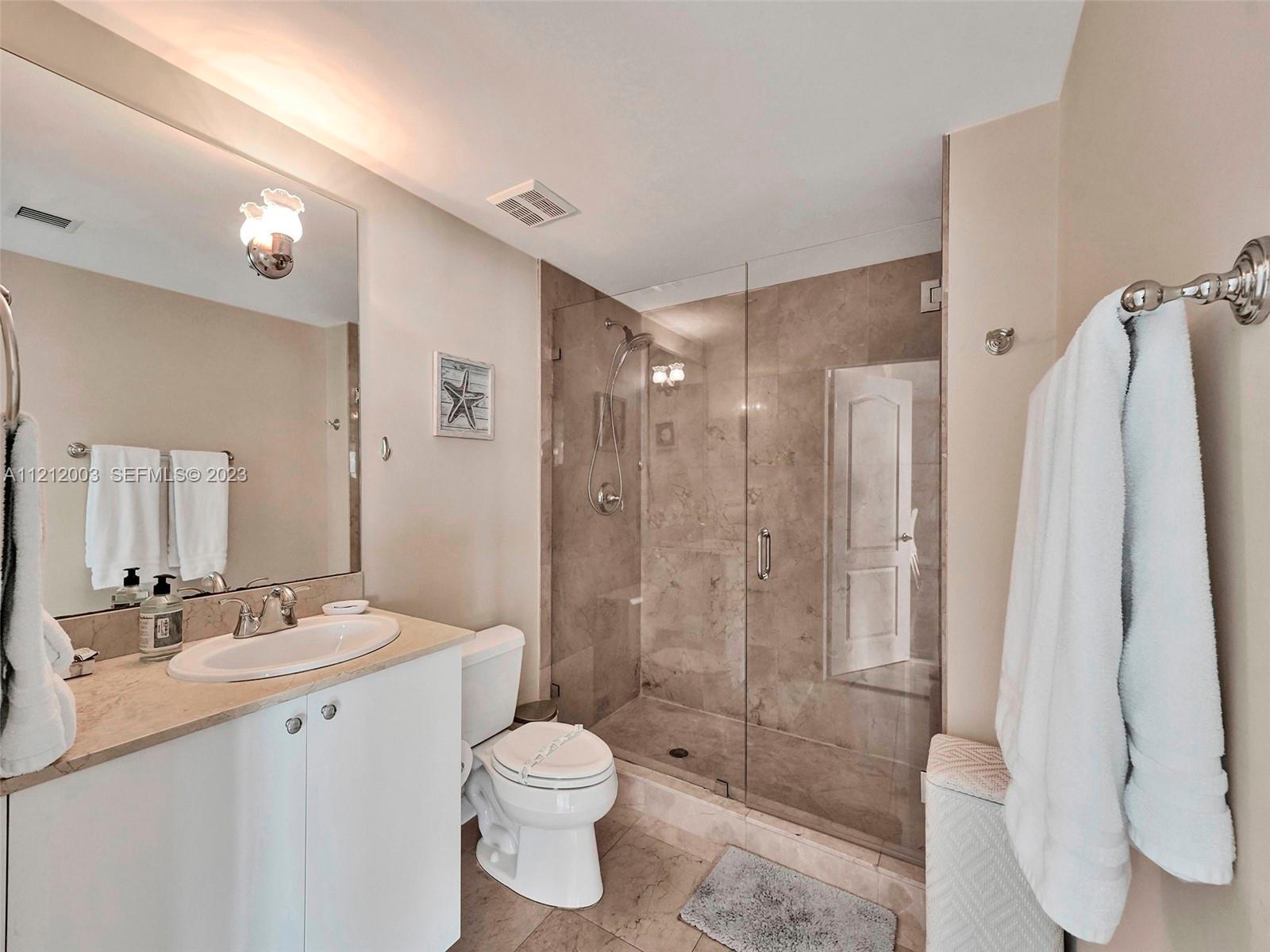 17555 Atlantic Boulevard 806 Property Photo 25