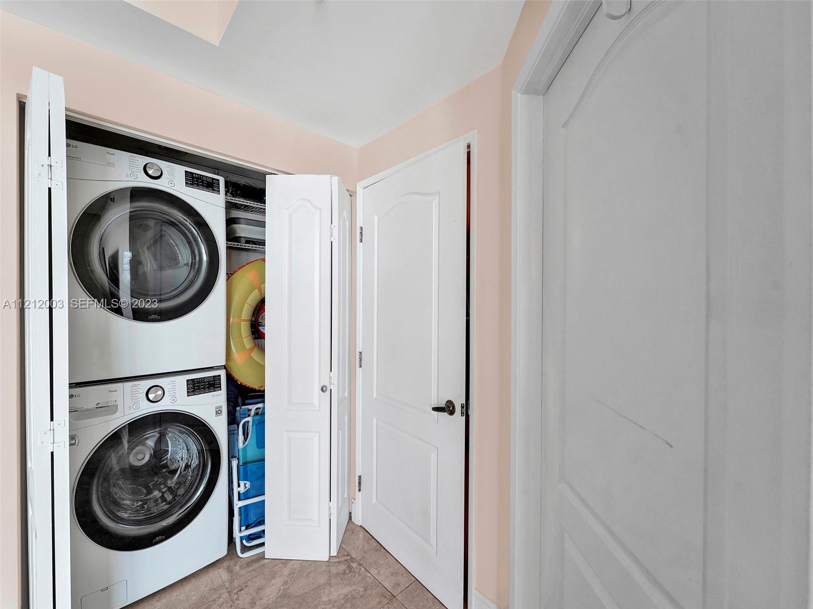 17555 Atlantic Boulevard 806 Property Photo 27
