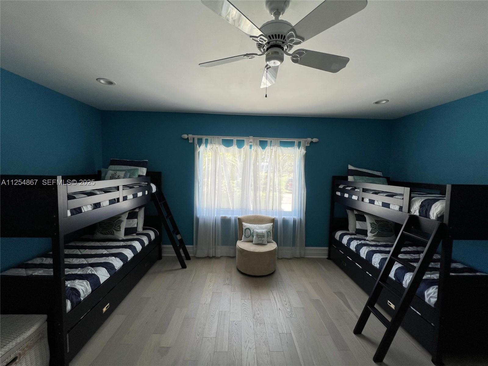 124 S Indies Property Photo 15