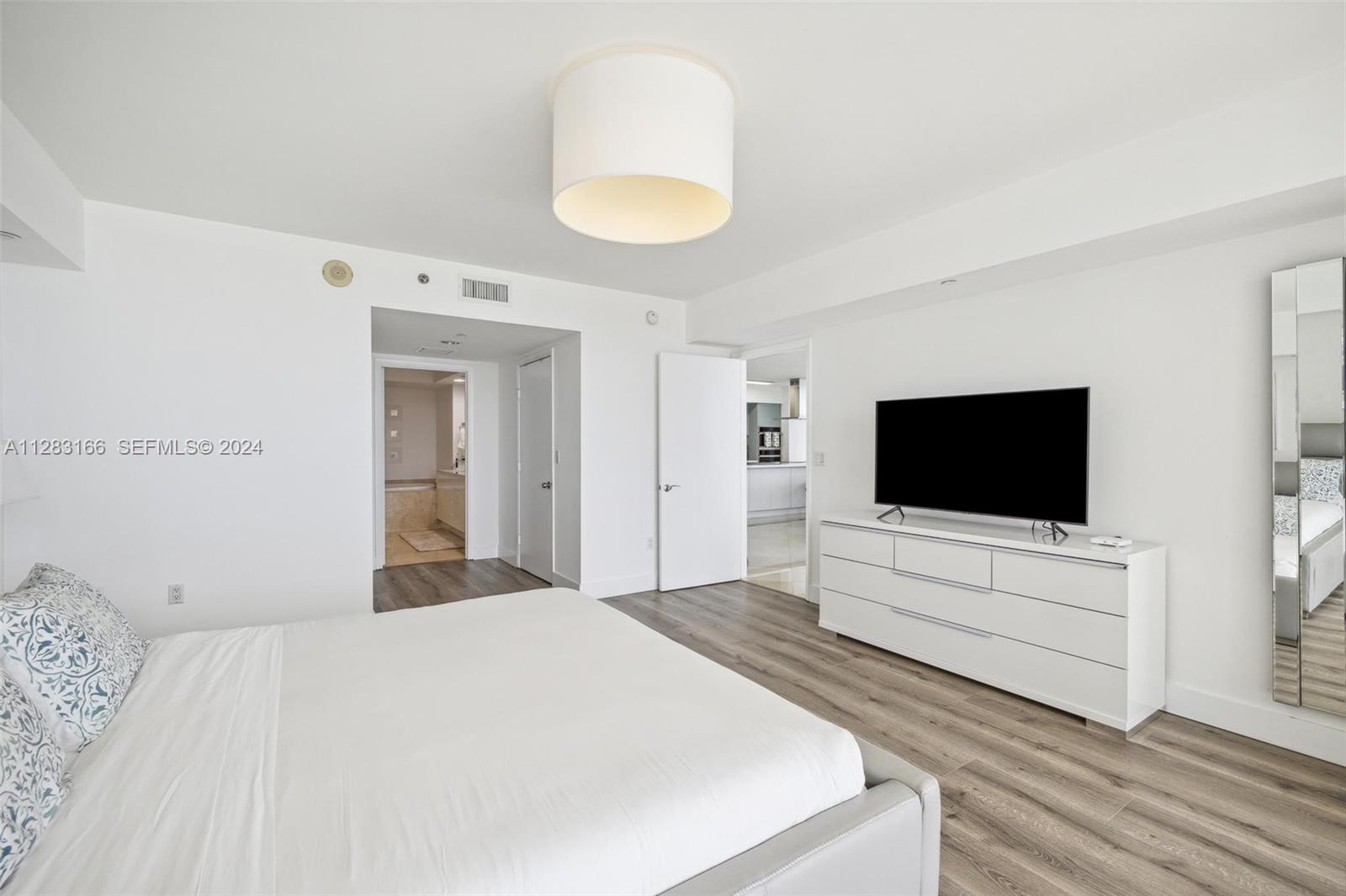 1830 S Ocean Drive 2102 Property Photo 12